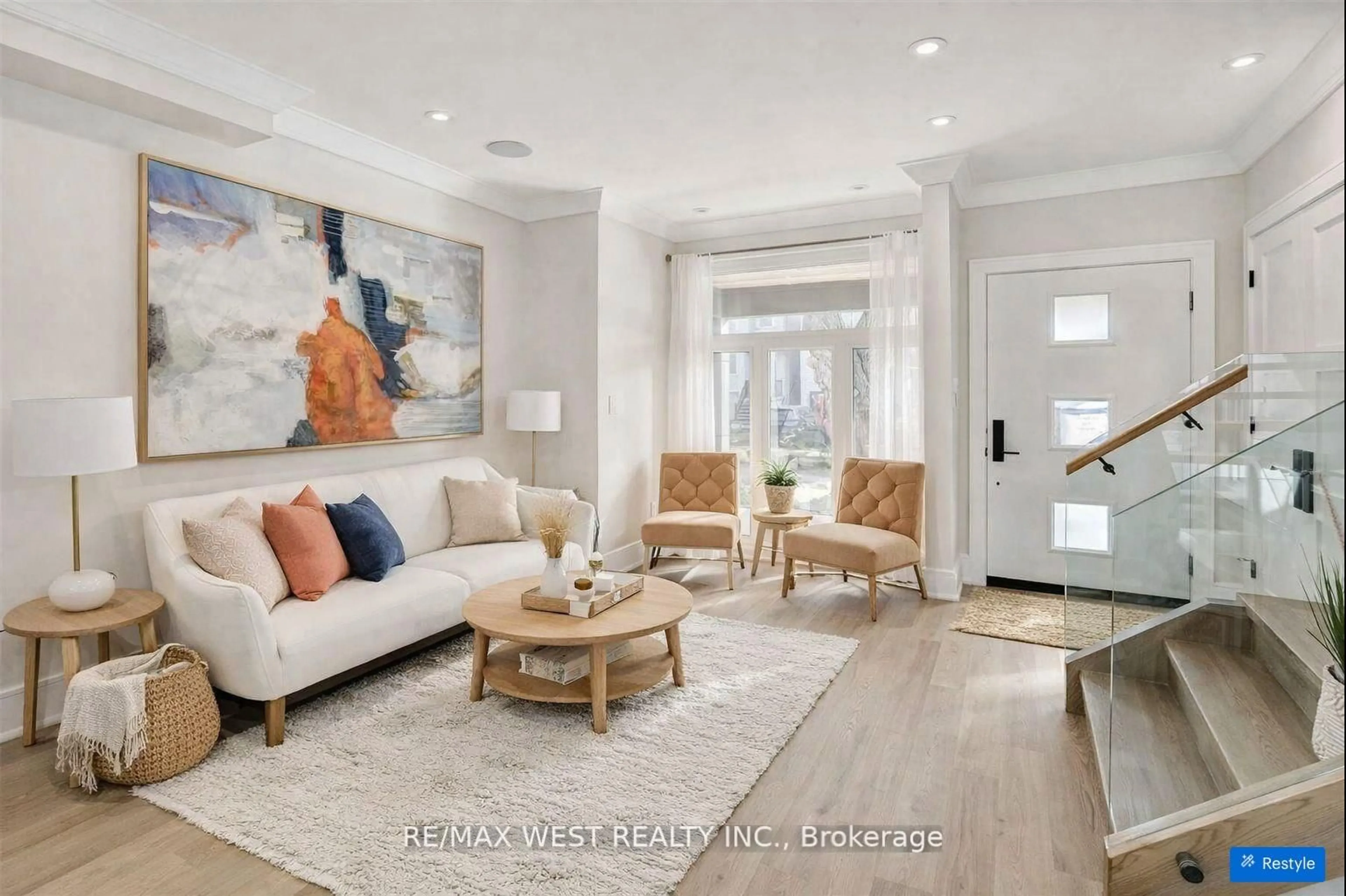 Living room with furniture, unknown for 94 Lake Cres, Toronto Ontario M8V 1W1