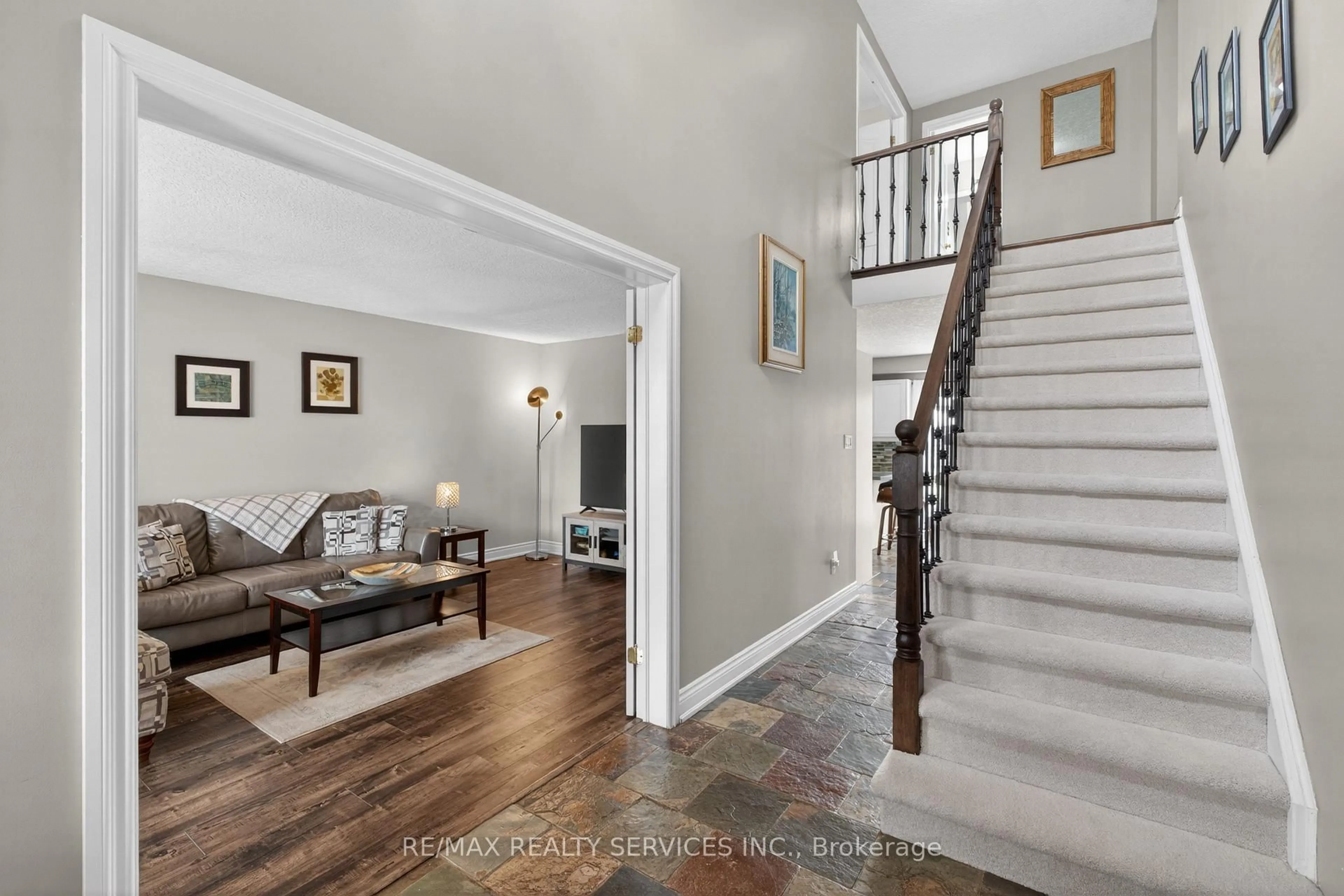 Unknown for 70 Hunter Rd, Orangeville Ontario L9W 5C5