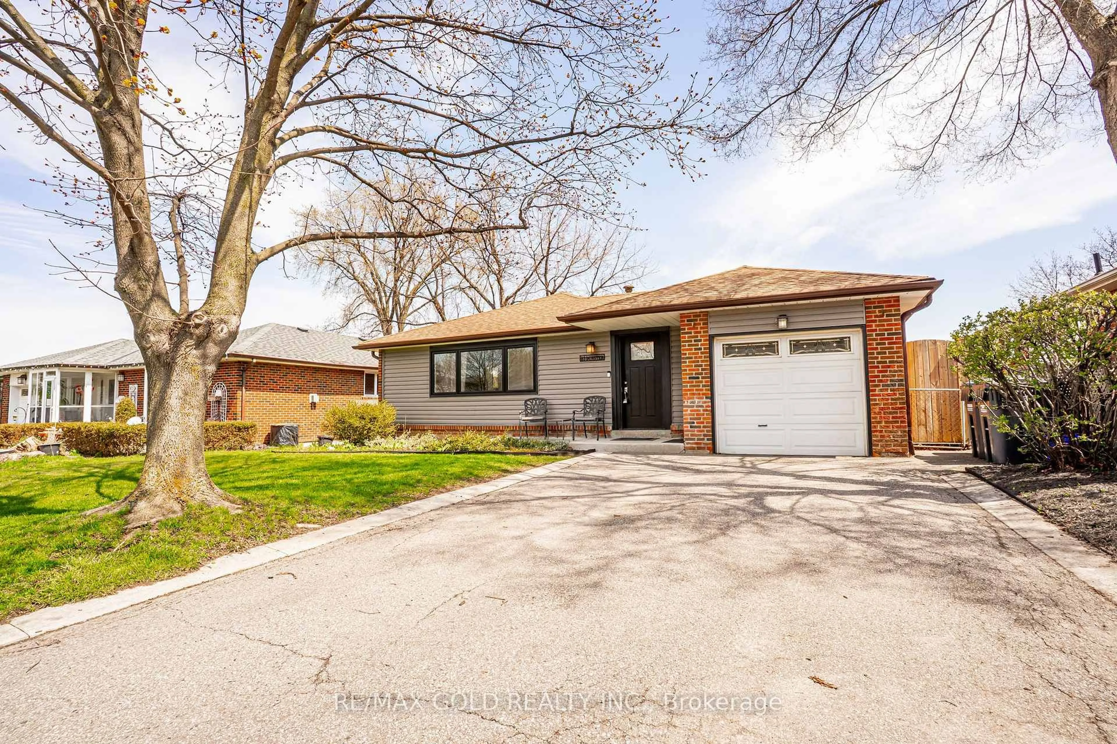 Home with brick exterior material, street for 23 Dunster Cres, Brampton Ontario L6T 3J8