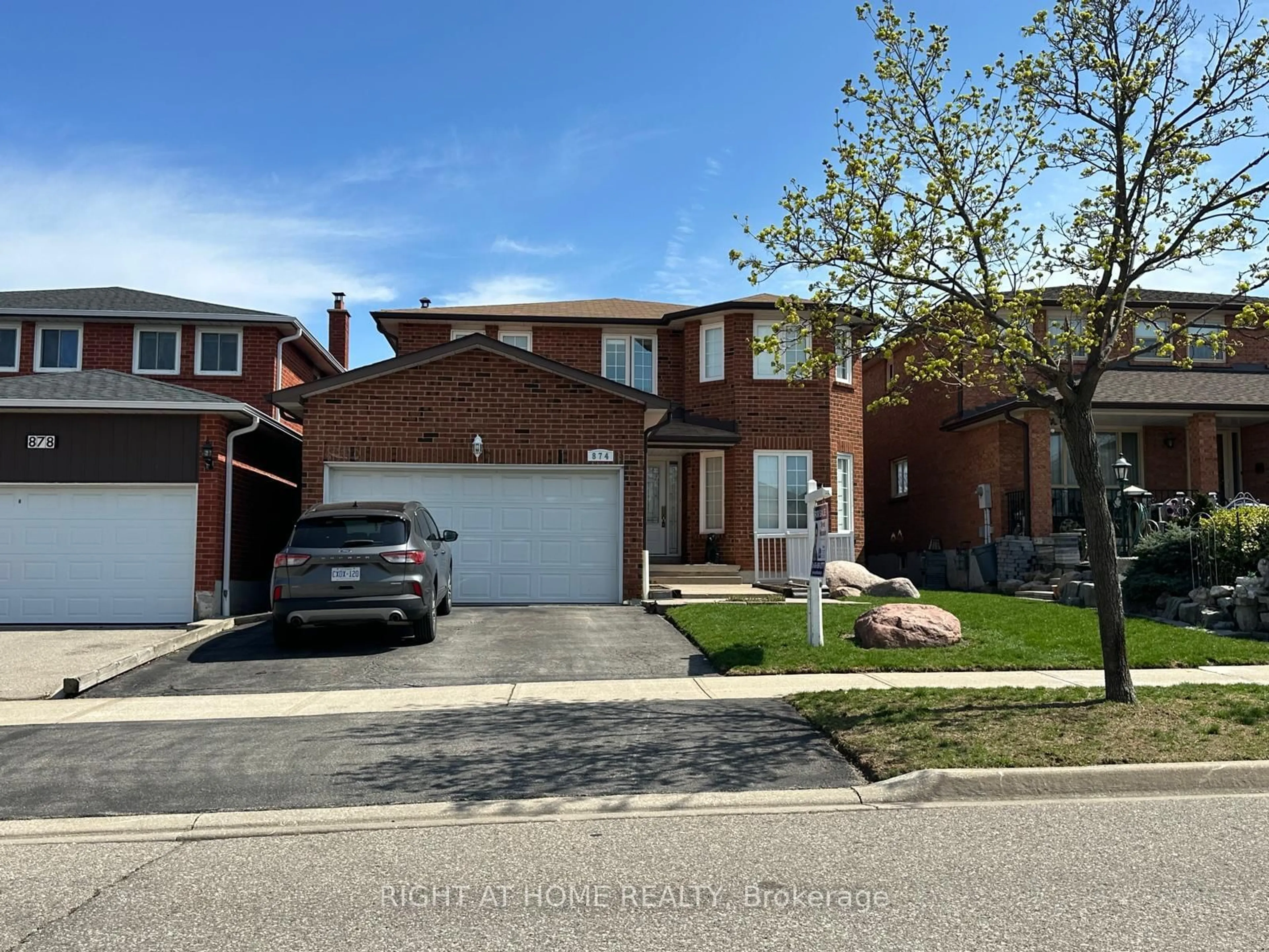 Home with brick exterior material, street for 874 Wetherby Lane, Mississauga Ontario L4W 4S9