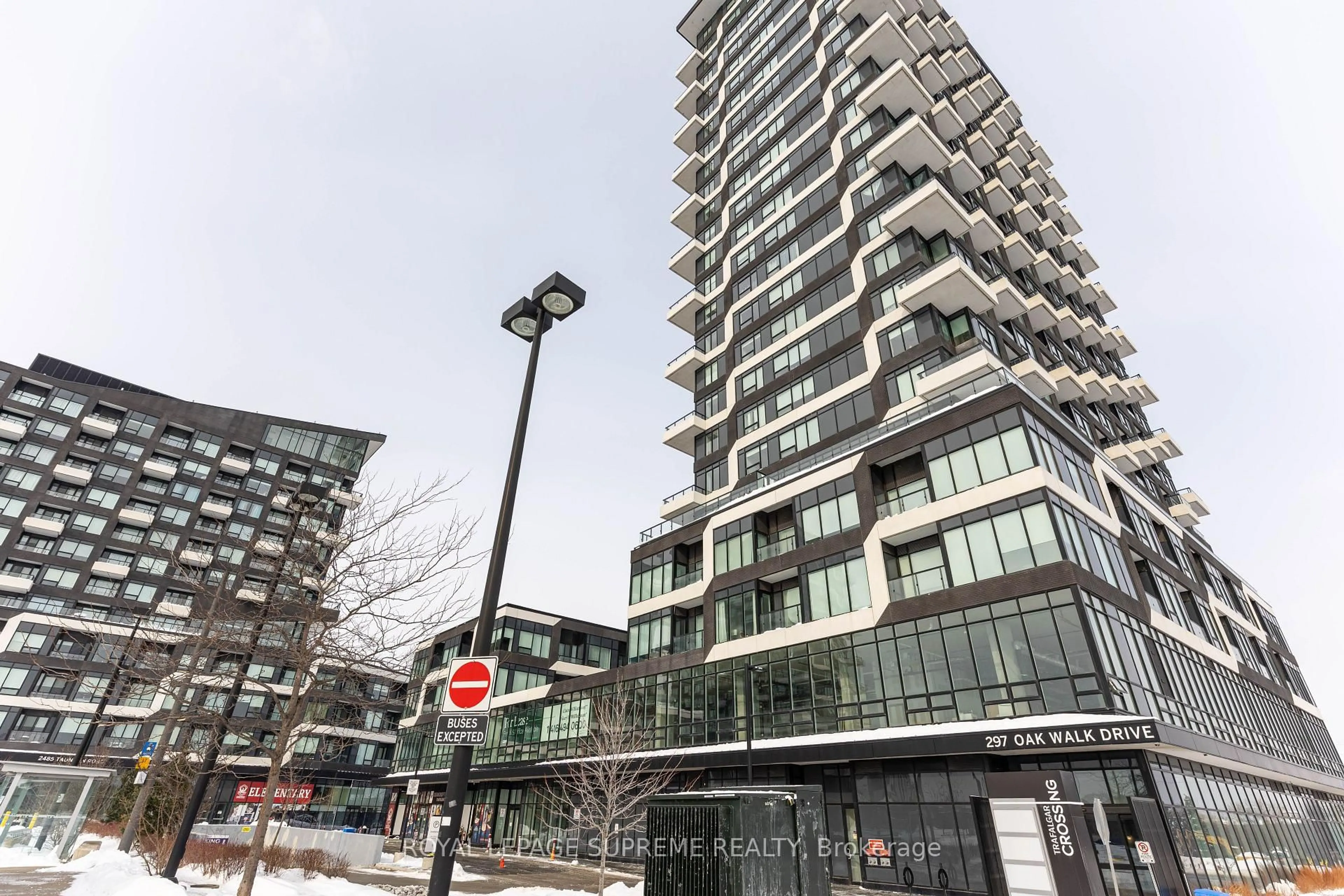 Unknown for 297 Oak Walk Dr #2010, Oakville Ontario L6H 3R6