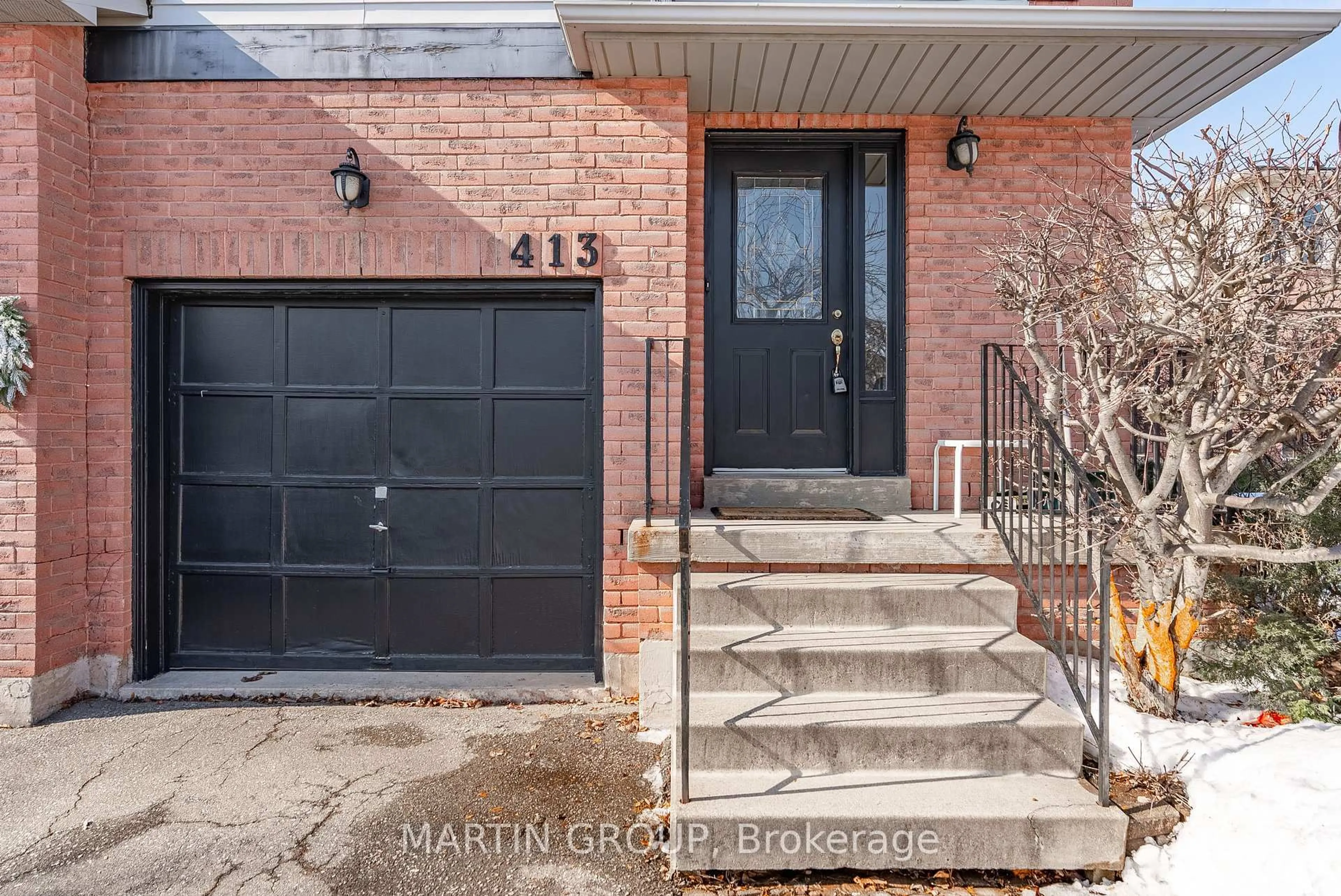 Home with brick exterior material, street for 413 Levanna Lane, Oakville Ontario L6H 6B8