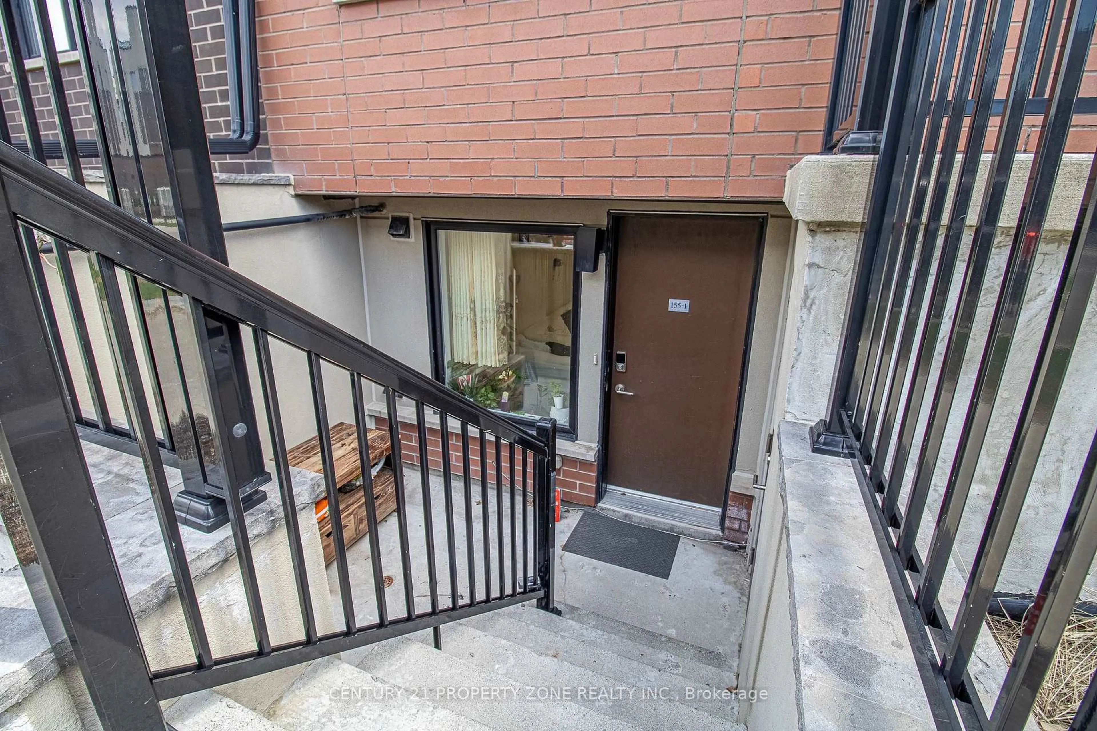 Unknown for 155 William Duncan Rd #1, Toronto Ontario M3K 0B9