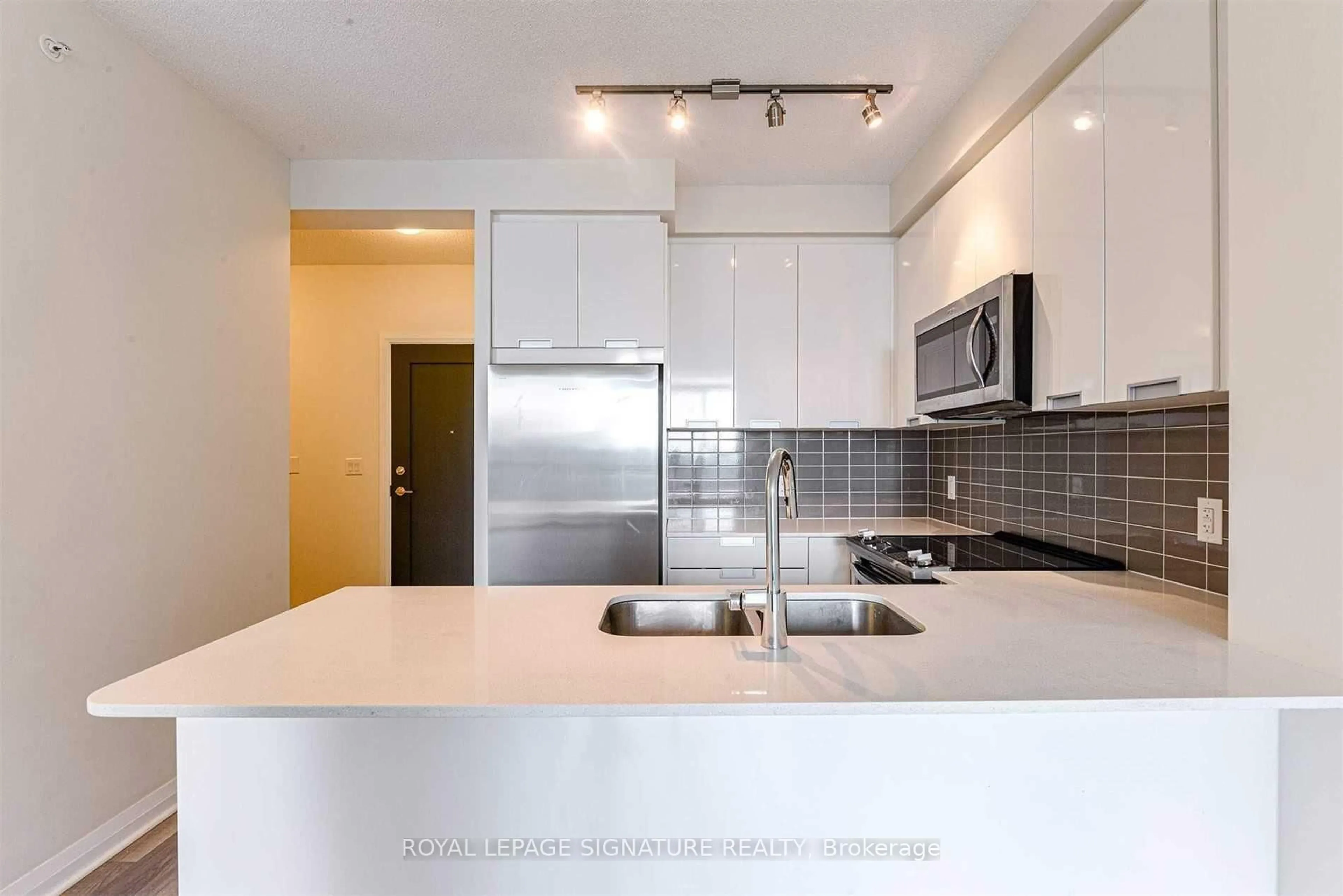 Standard kitchen, unknown for 5025 Four Springs Ave #701, Mississauga Ontario L5R 0E4