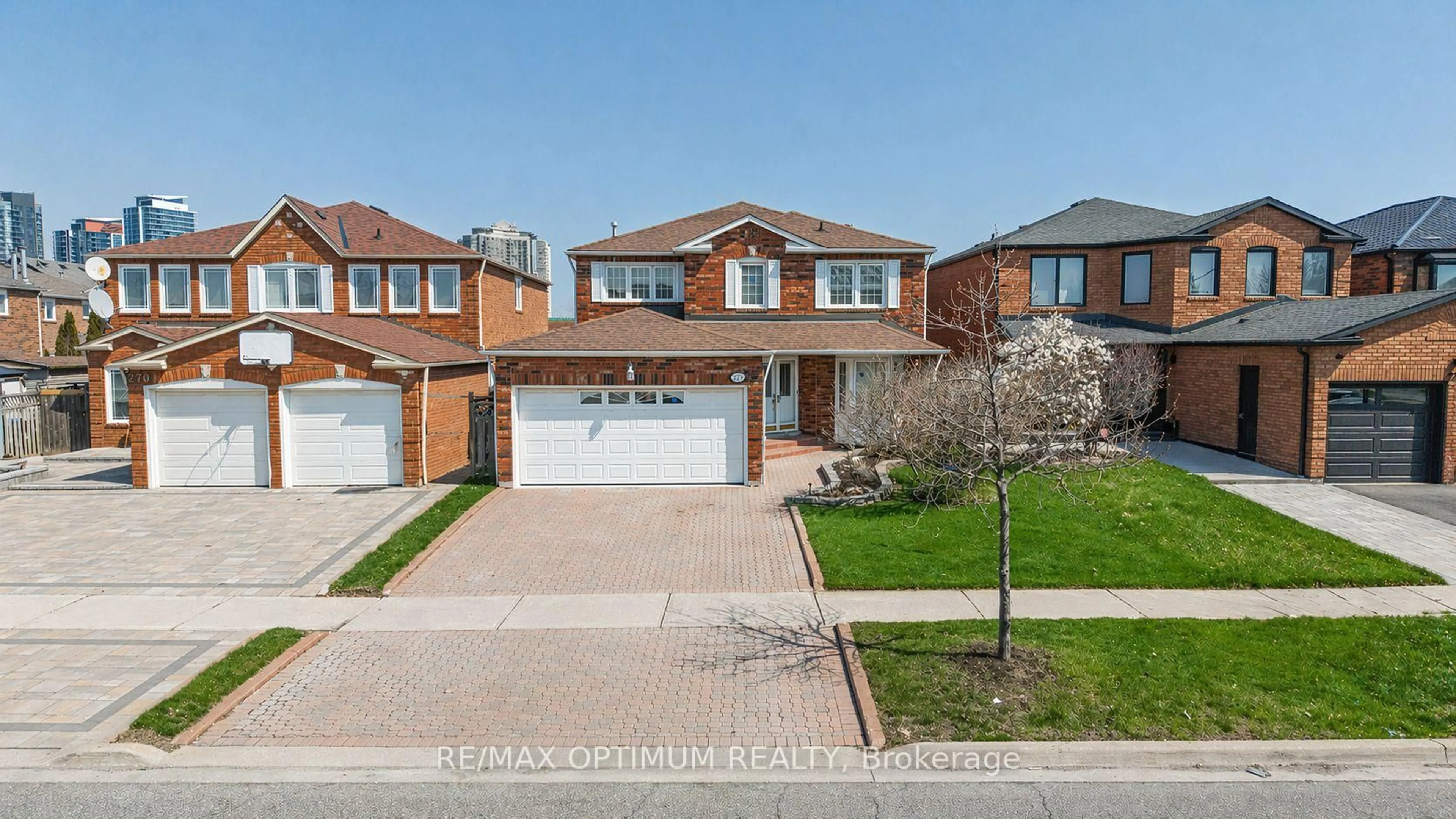 Home with brick exterior material, street for 274 Ceremonial Dr, Mississauga Ontario L5R 2N8