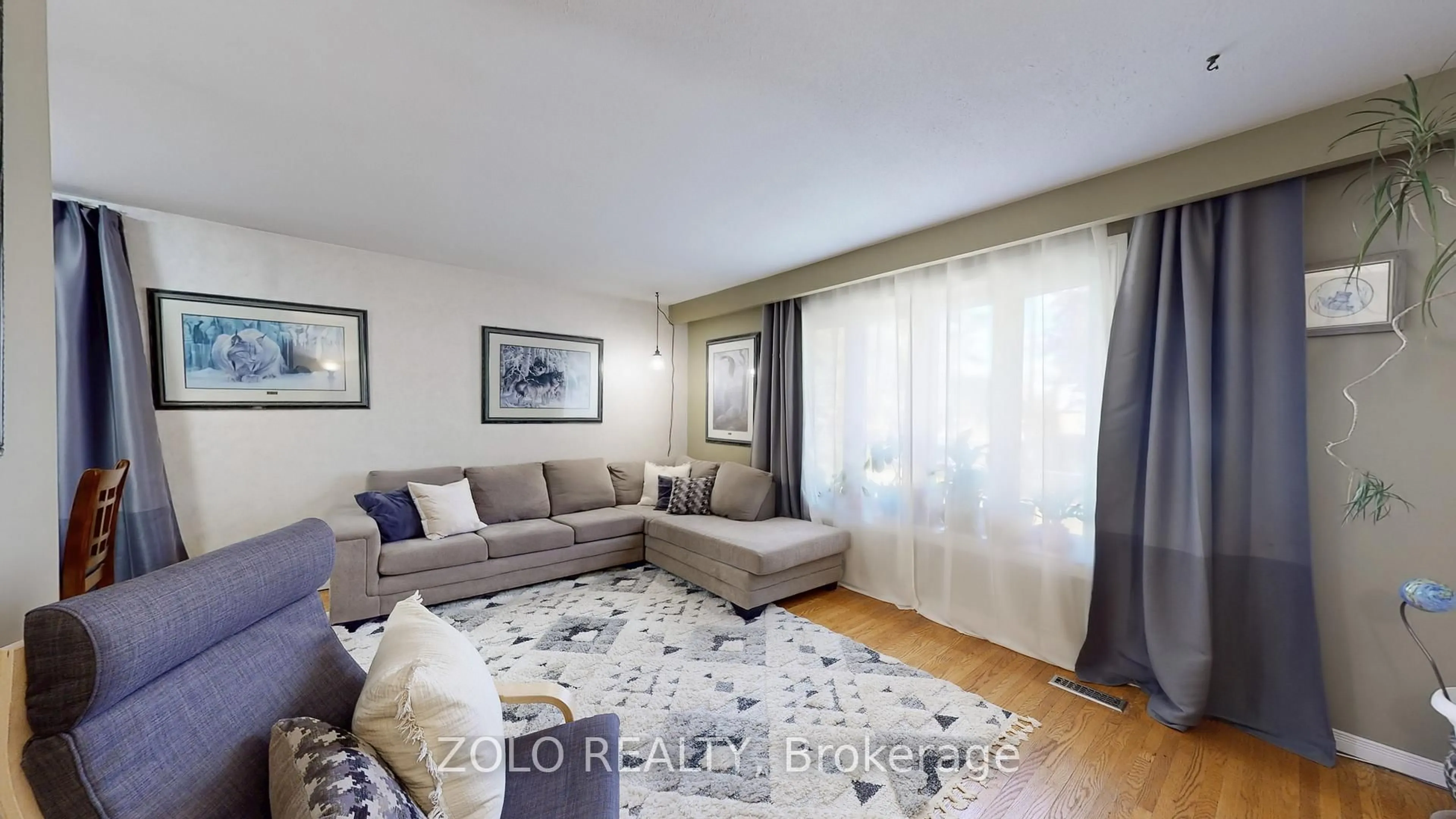Living room with furniture, unknown for 26 Cardwell St, Orangeville Ontario L9W 2V6