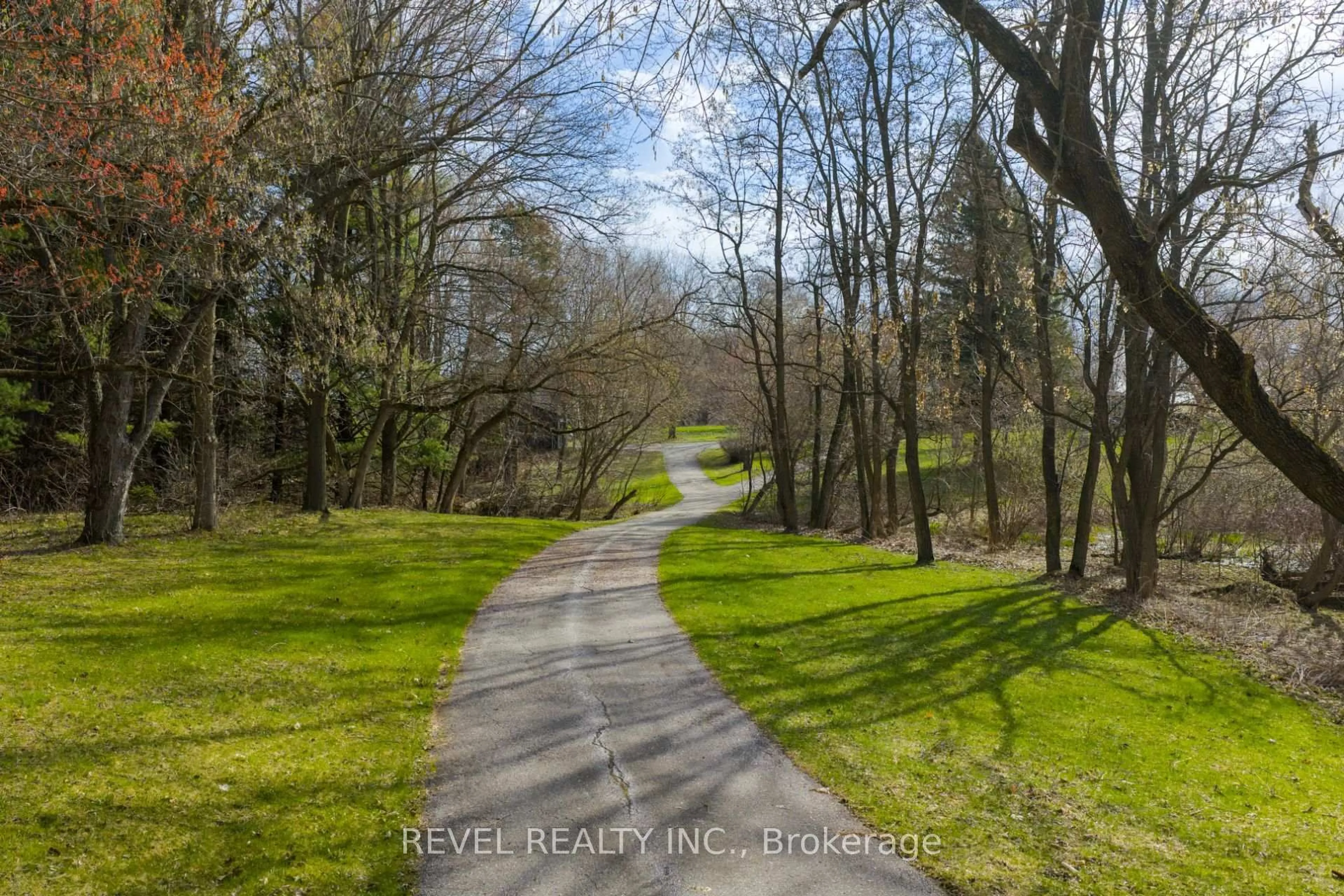 Unknown for 15633 Kennedy Rd, Caledon Ontario L7C 2H7