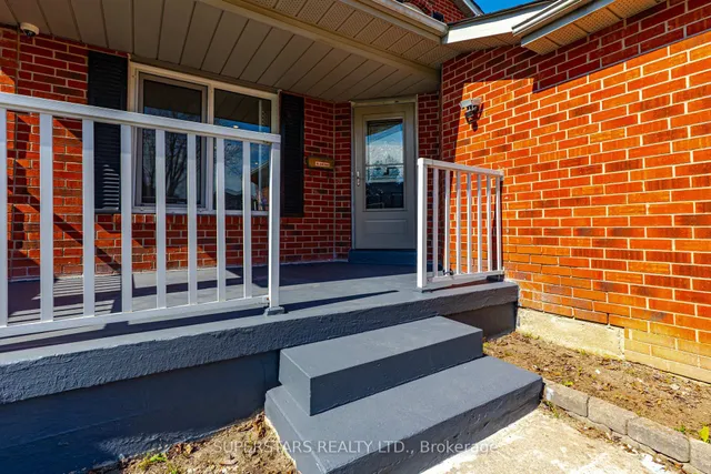 3945 Renfrew Cres, Mississauga 2