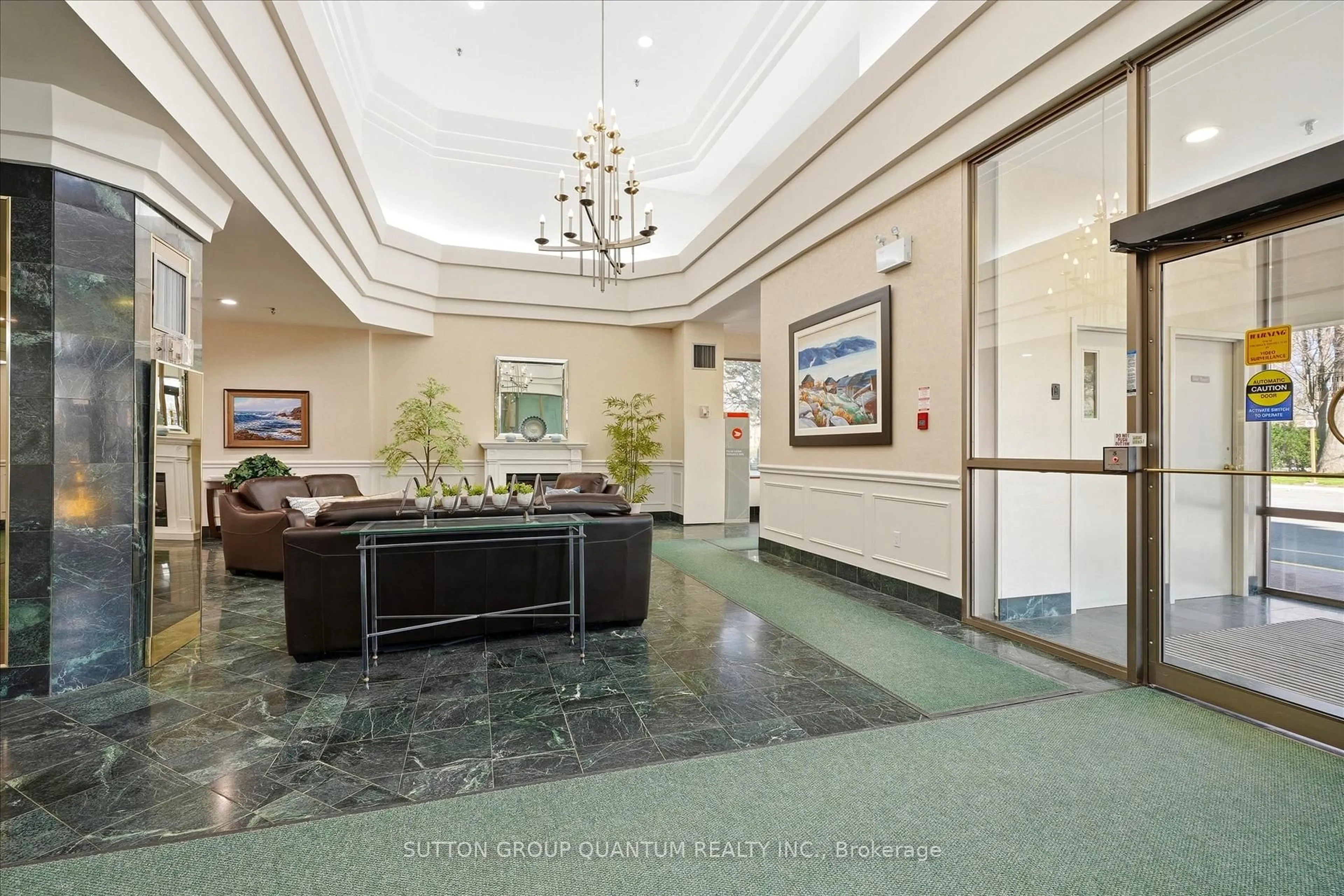 Lobby for 1271 Walden Circ #PH103, Mississauga Ontario L5J 4R4