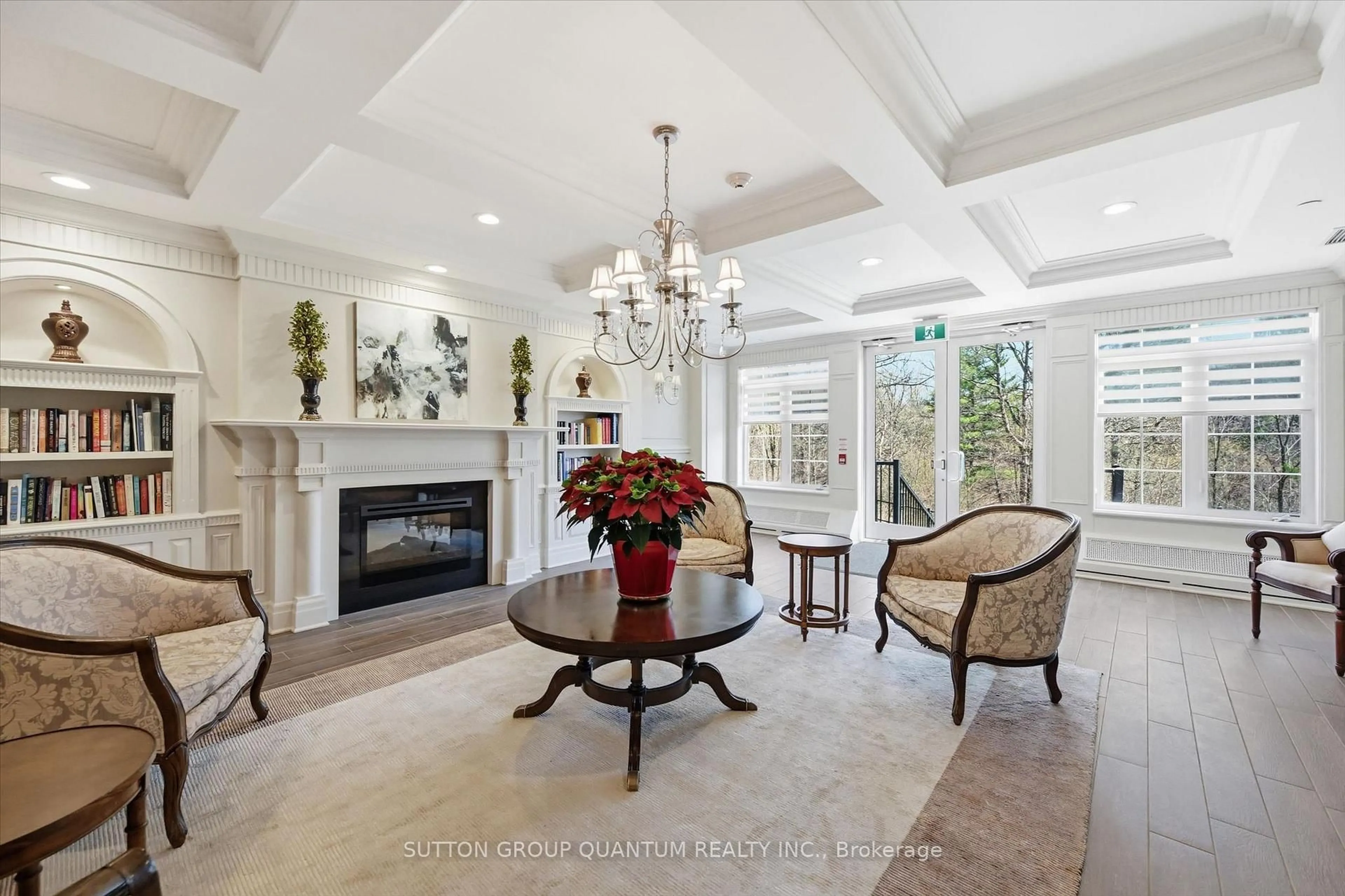 Indoor foyer for 2300 Upper Middle Rd #304, Oakville Ontario L6M 0T4