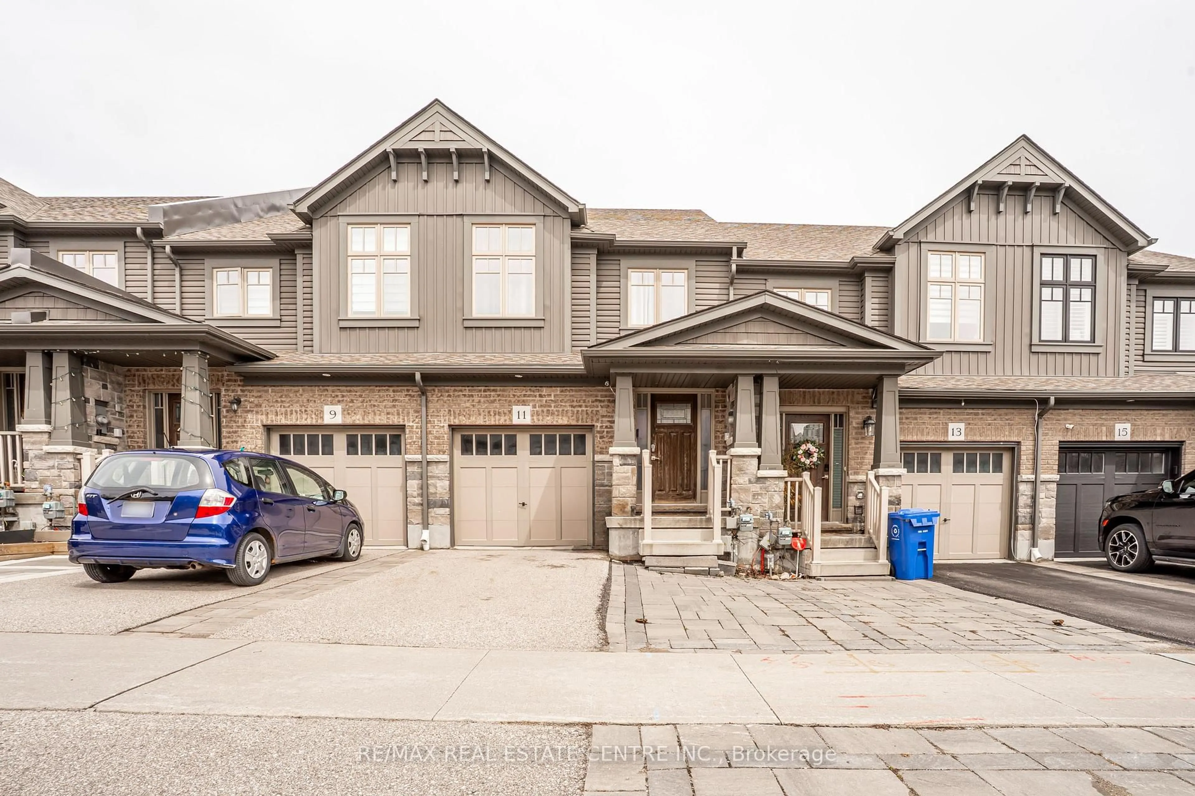 Unknown for 11 Winterton Crt, Orangeville Ontario L9W 7N5