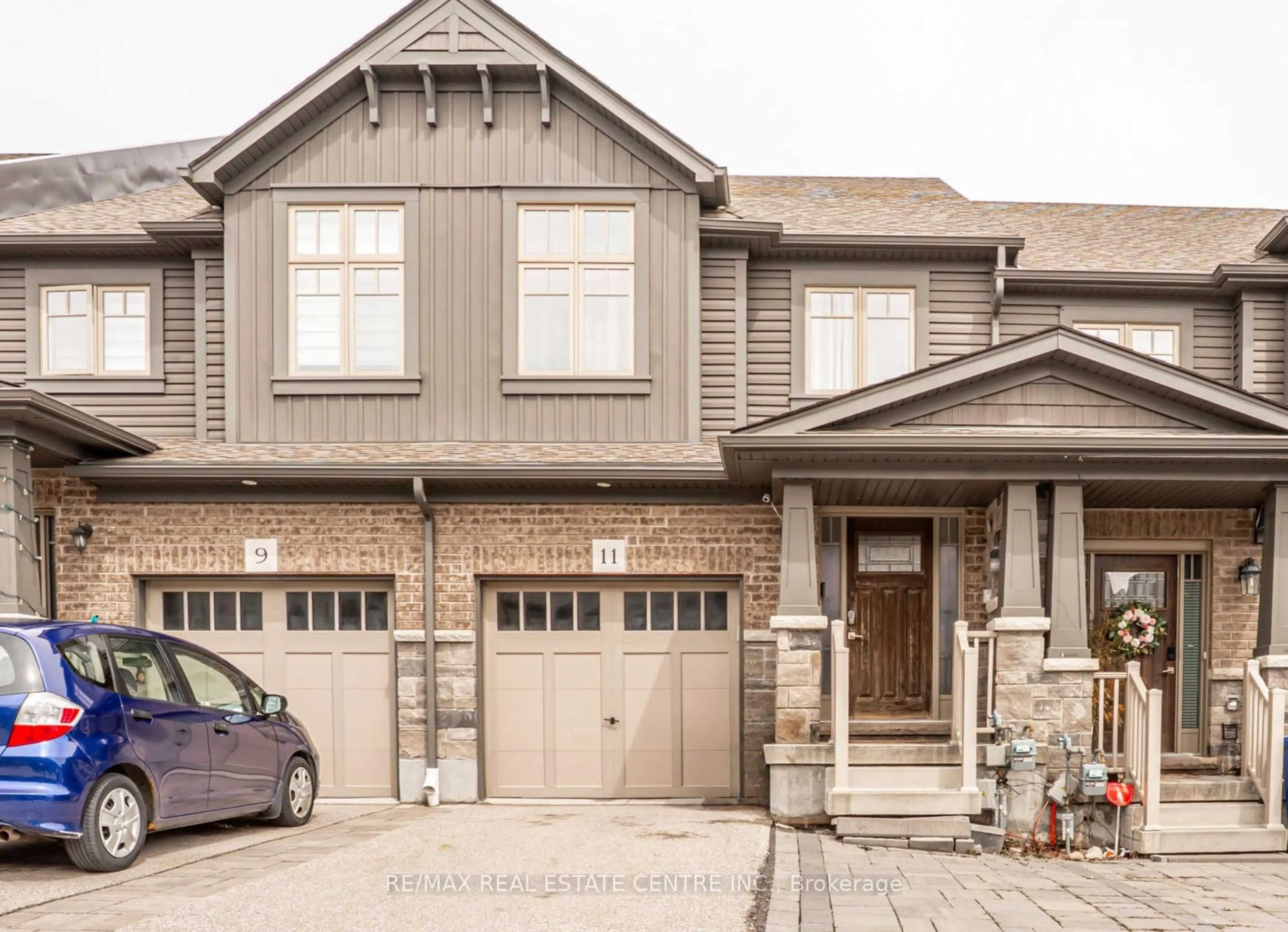 Home with brick exterior material, street for 11 Winterton Crt, Orangeville Ontario L9W 7N5