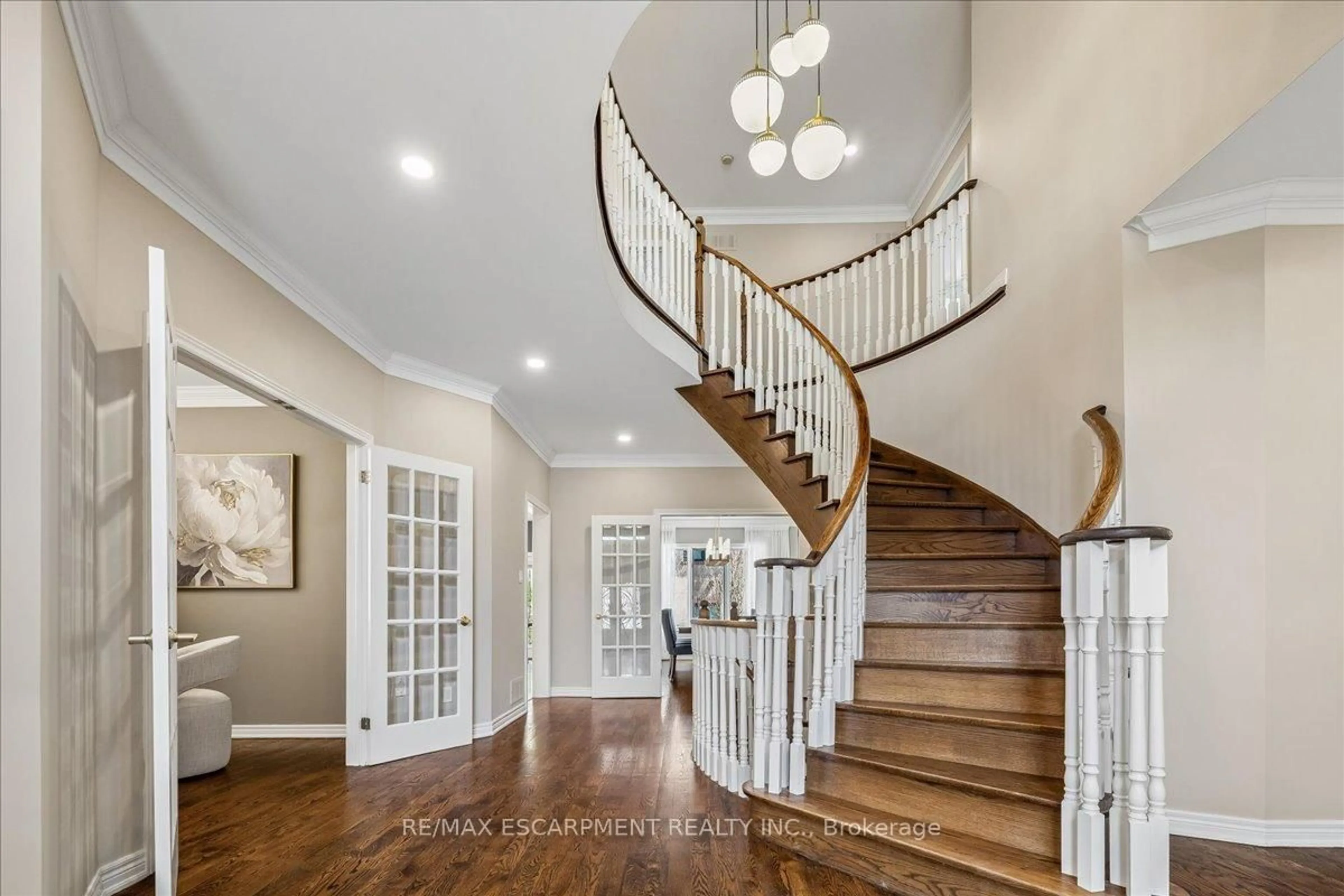 Unknown for 2101 Westoak Trails Blvd, Oakville Ontario L6M 3L2