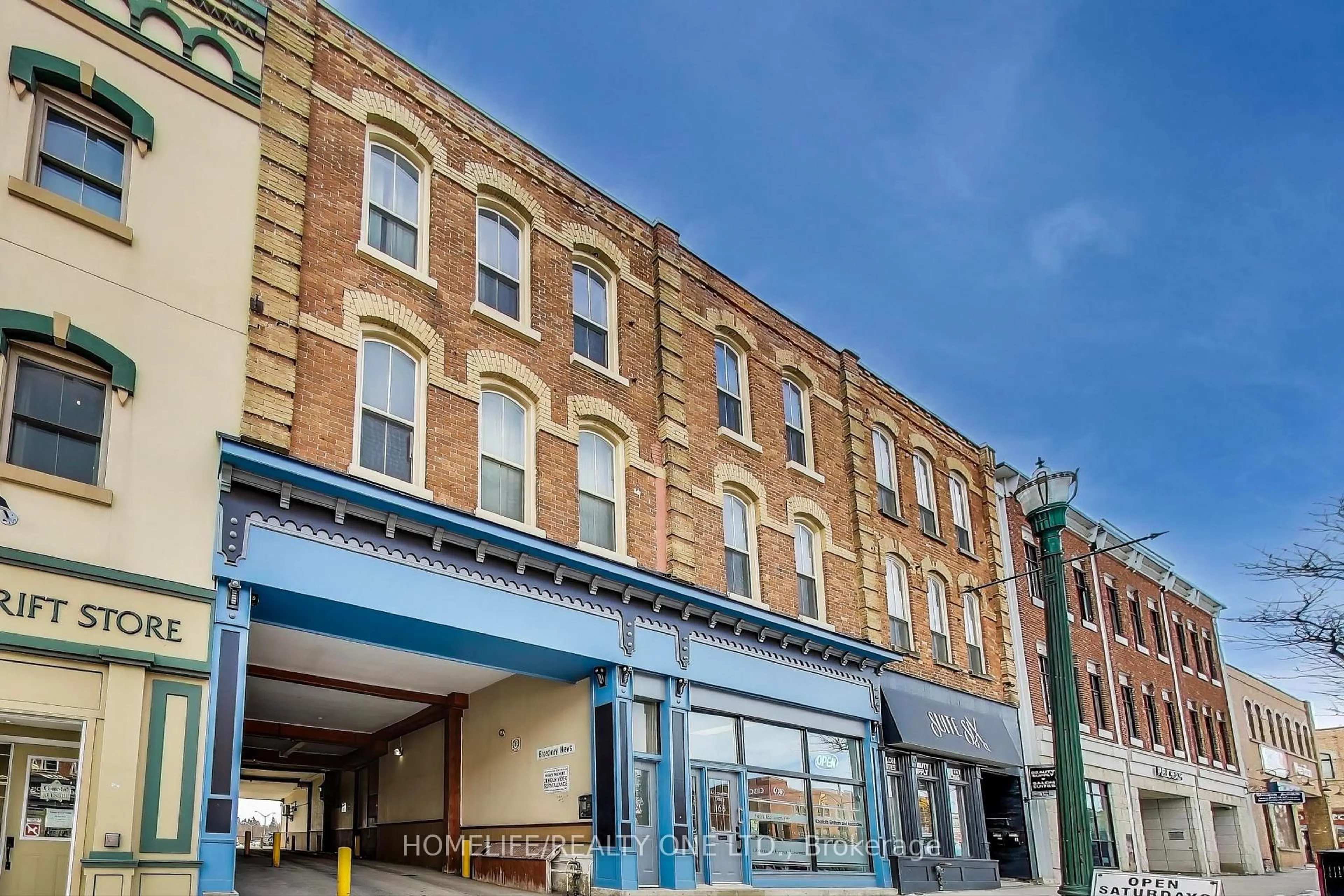 Patio, building for 166 Broadway #3, Orangeville Ontario L9W 1K3