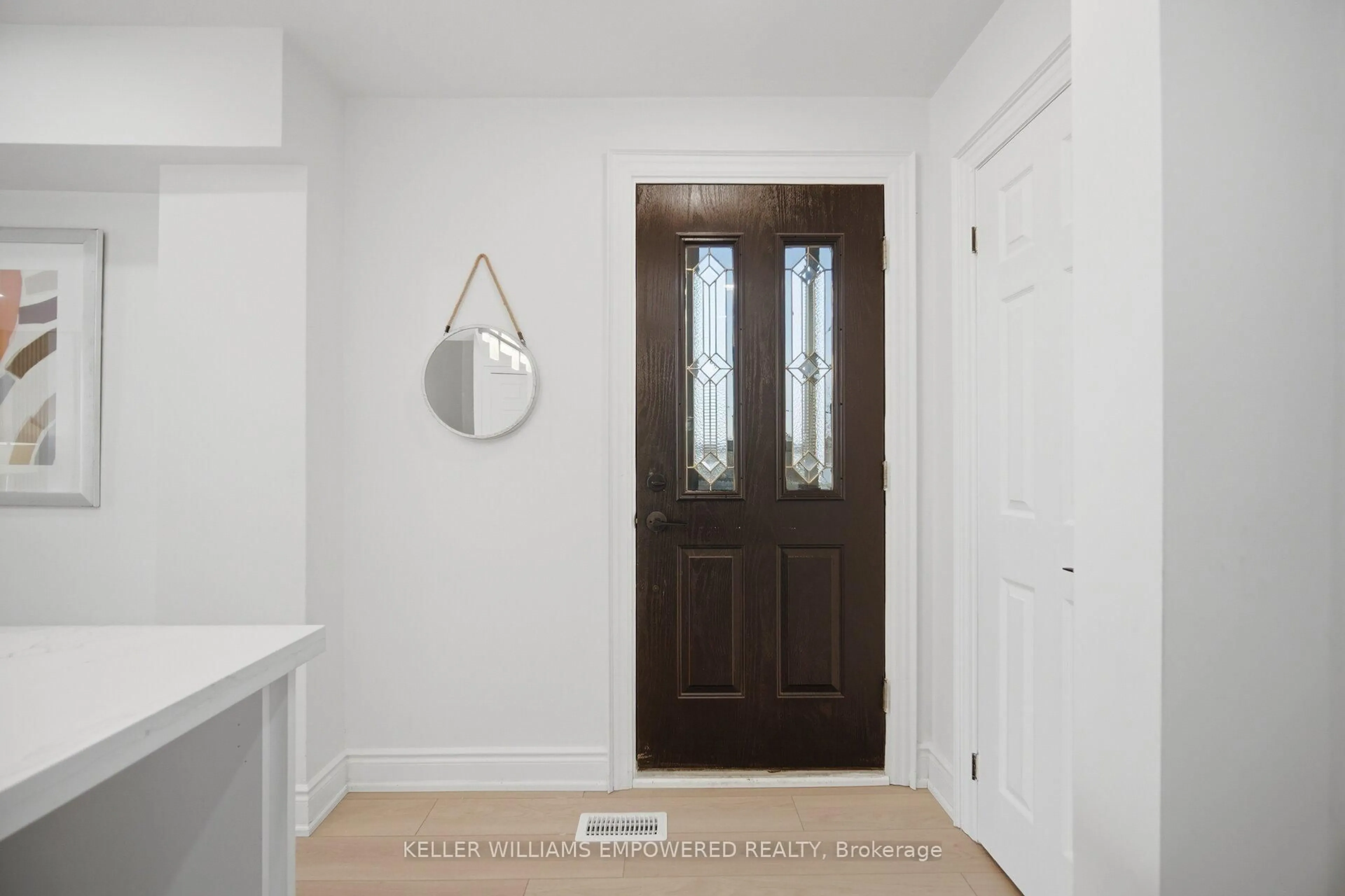 Indoor entryway for 29 Genthorn Ave, Toronto Ontario M9W 2S8