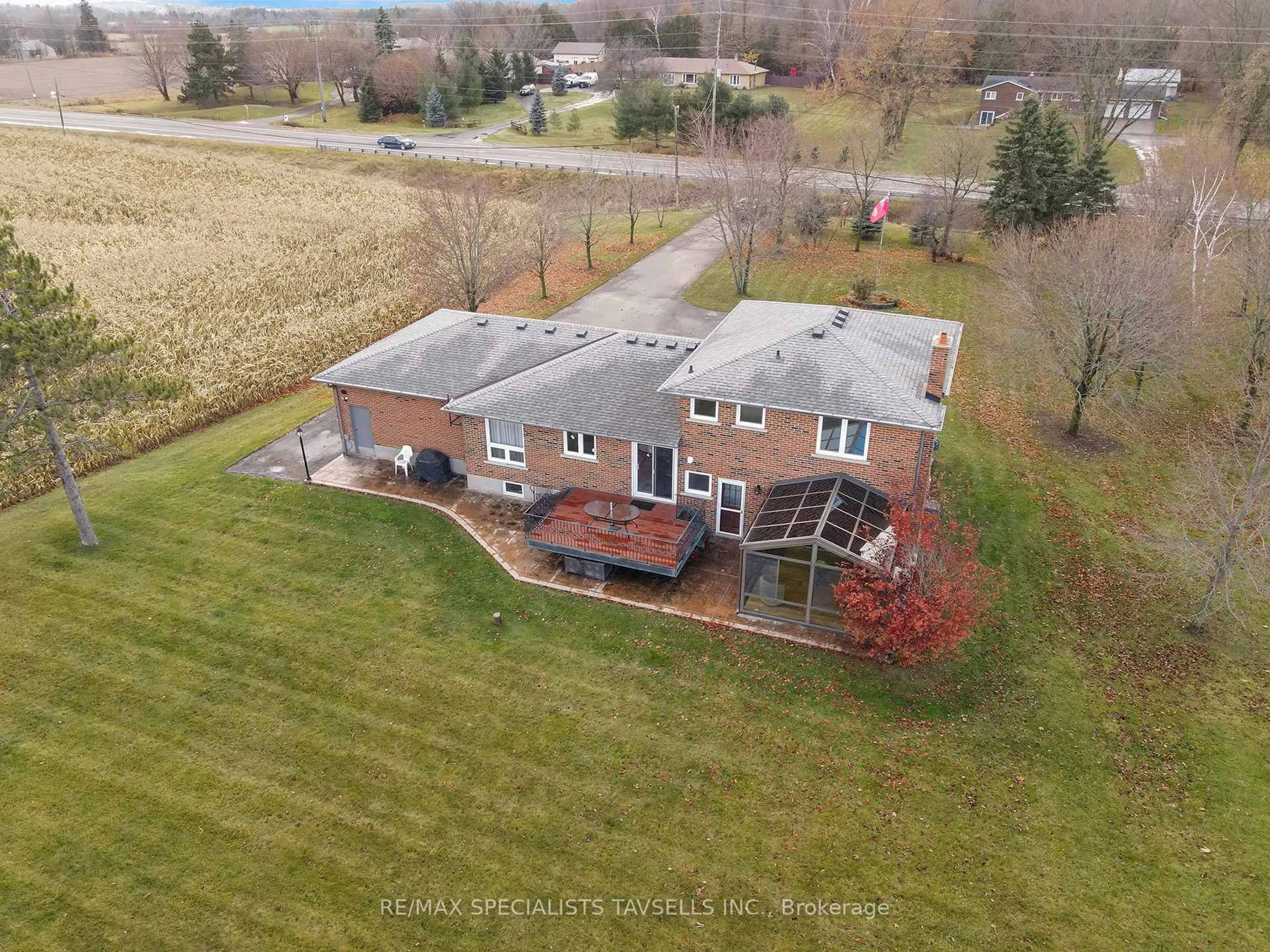 A pic from outside/outdoor area/front of a property/back of a property/a pic from drone, building for 14791 50 Highway, Caledon Ontario L7E 0A6