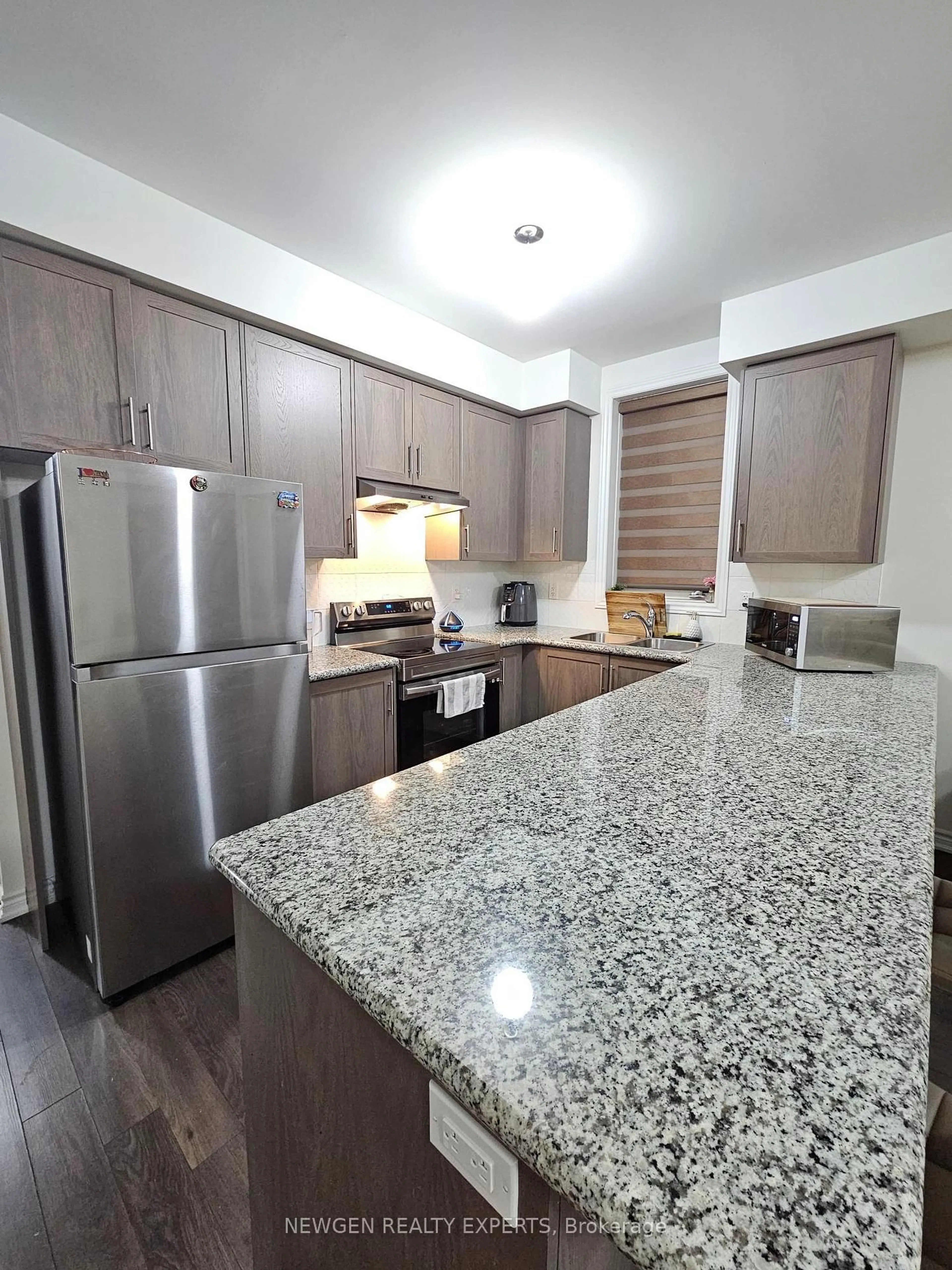 Open concept kitchen, unknown for 40 Halliford Pl #509, Brampton Ontario L6P 4R1