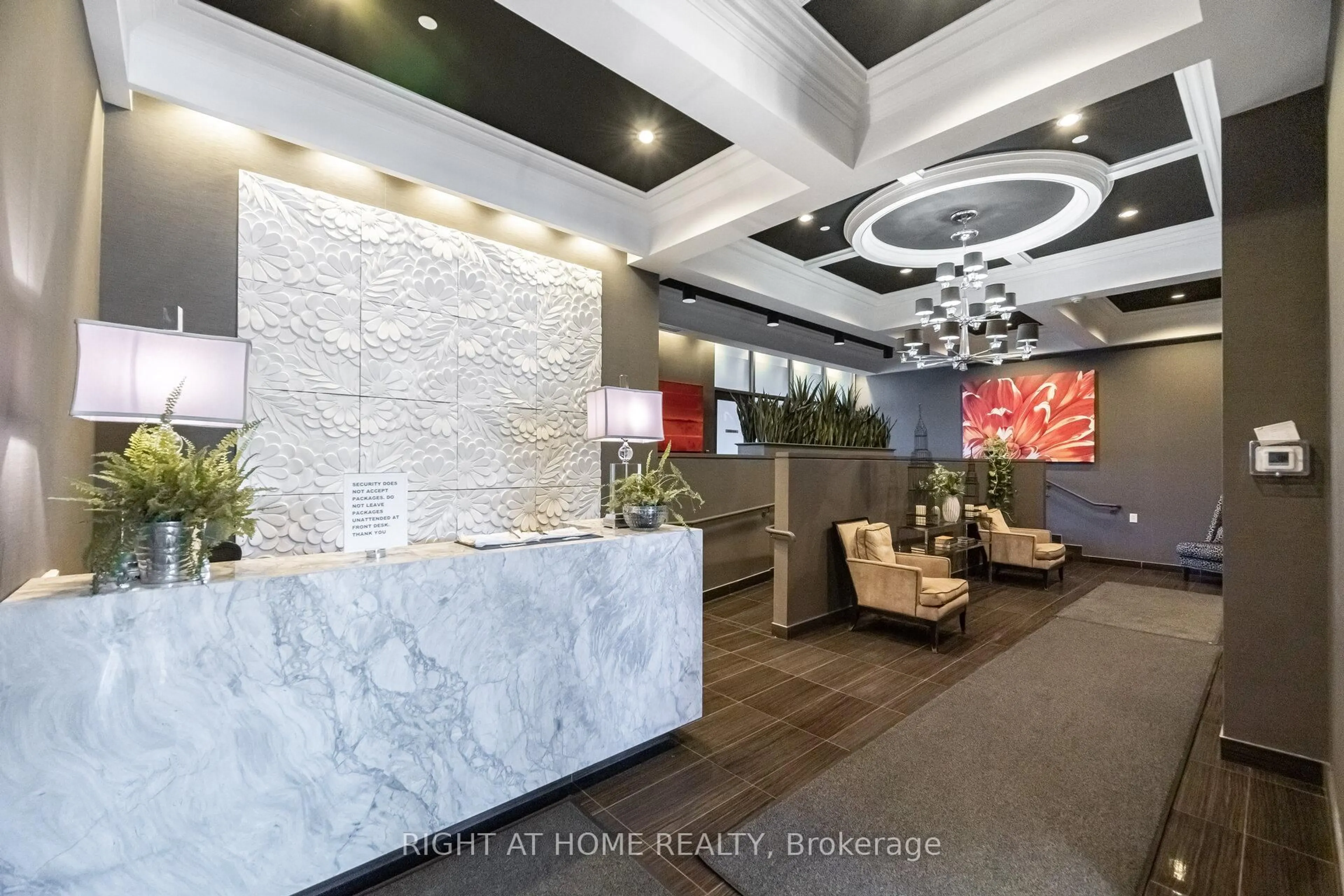 Lobby for 3563 Lake Shore Blvd #703, Toronto Ontario M8W 0A3