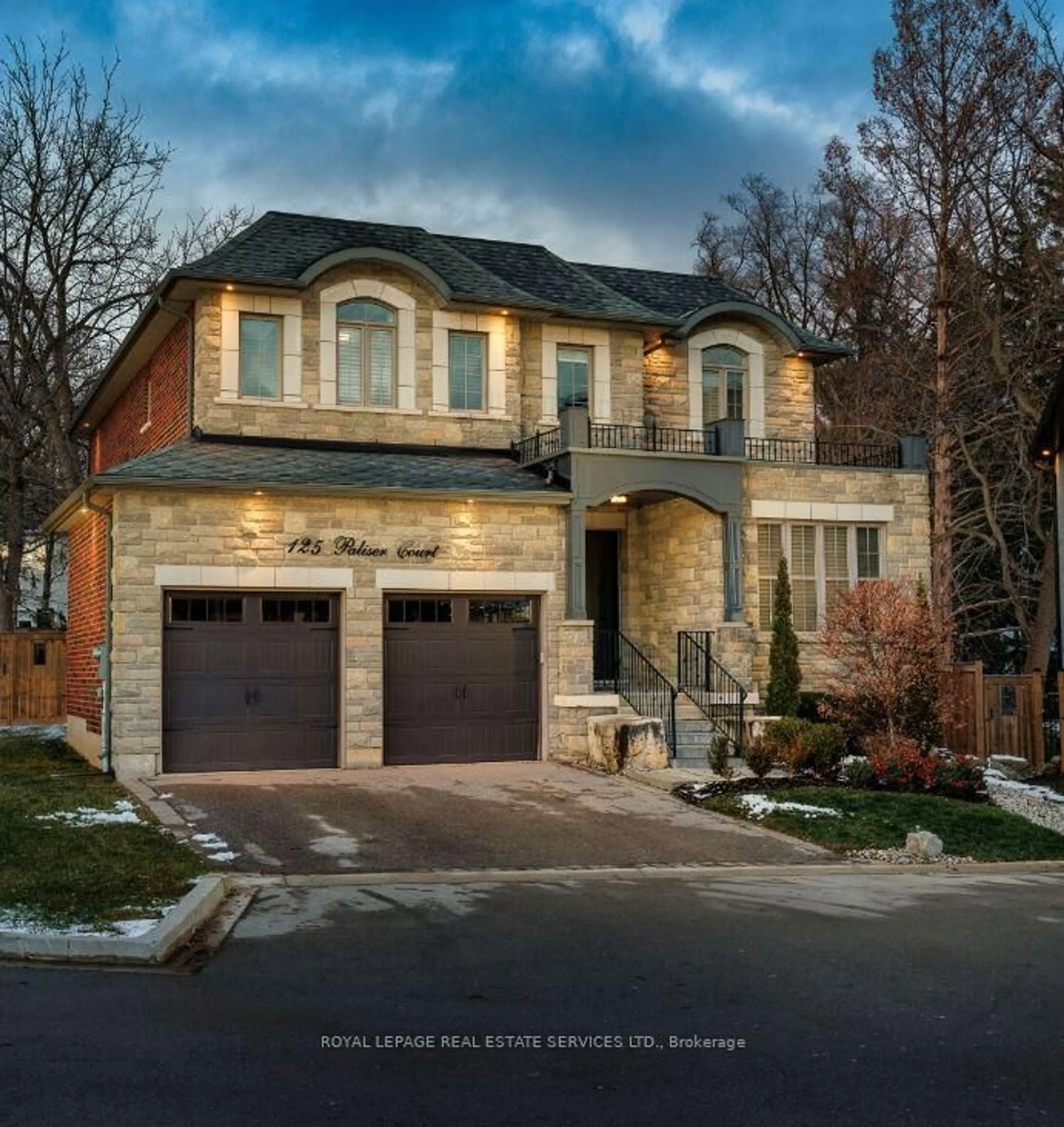 Home with brick exterior material, street for 125 Paliser Crt, Oakville Ontario L6K 2H1