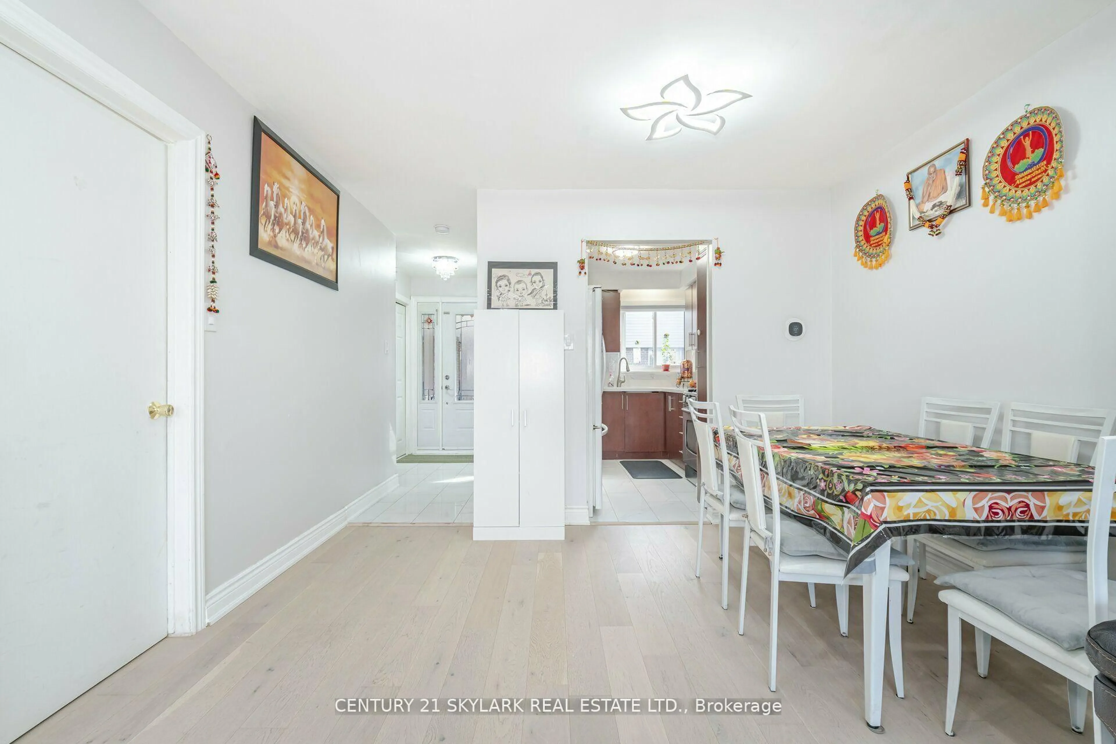 Dining room, unknown for 435 Silverstone Dr #26, Toronto Ontario M9V 3K7