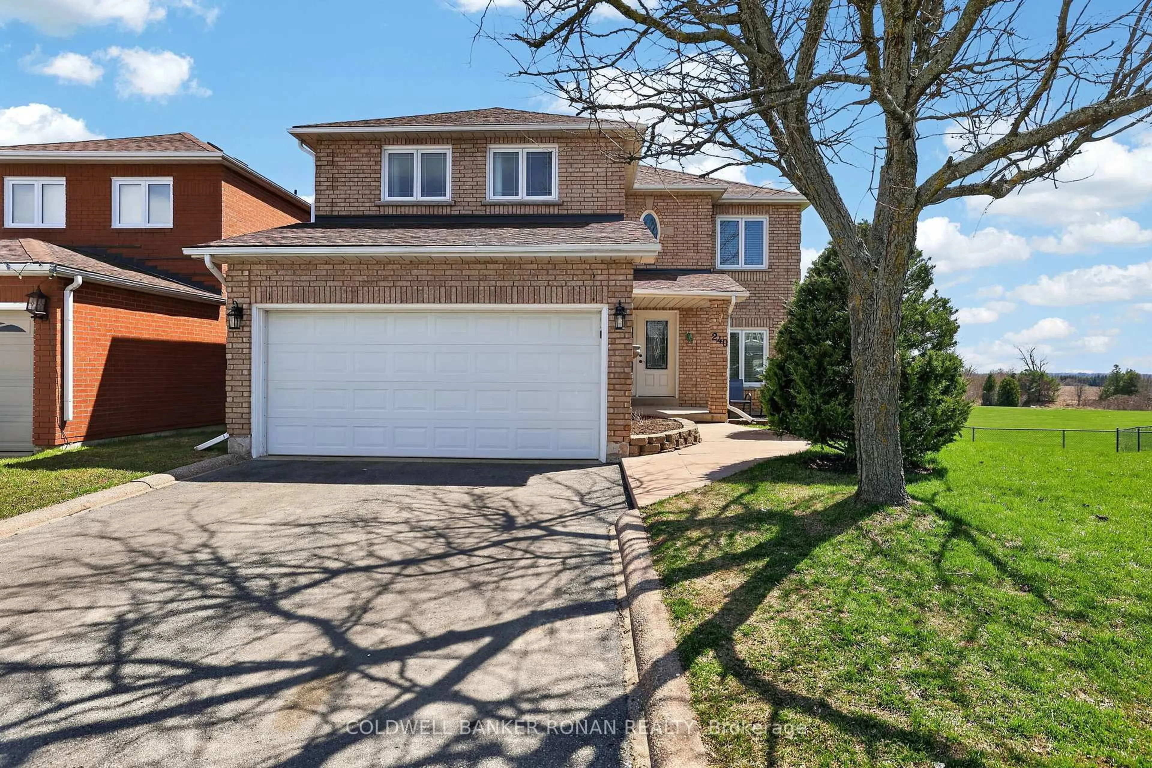 Home with brick exterior material, street for 240 Howard Cres, Orangeville Ontario L9W 4W6