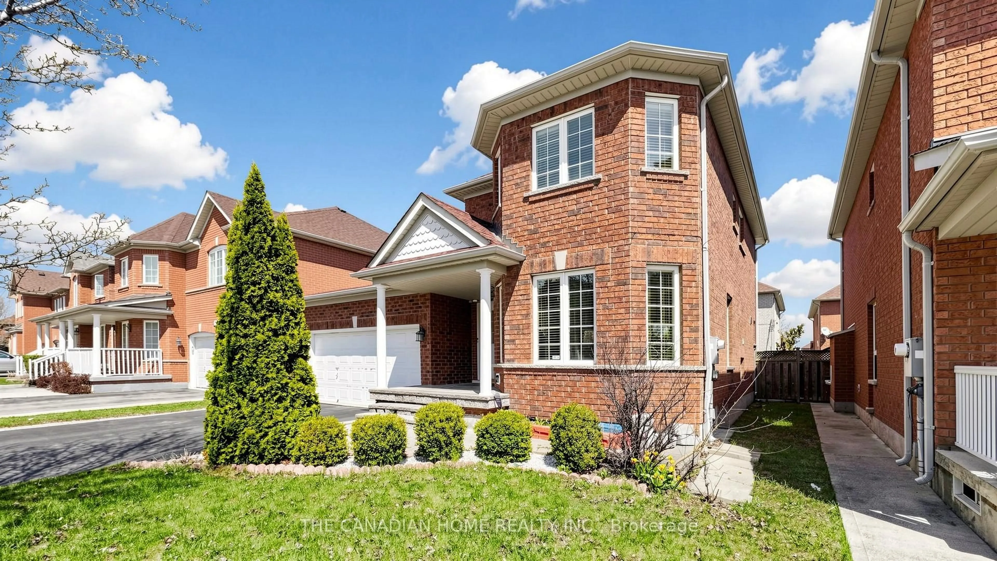 Home with brick exterior material, street for 27 Wallaby Way, Brampton Ontario L6R 3G1