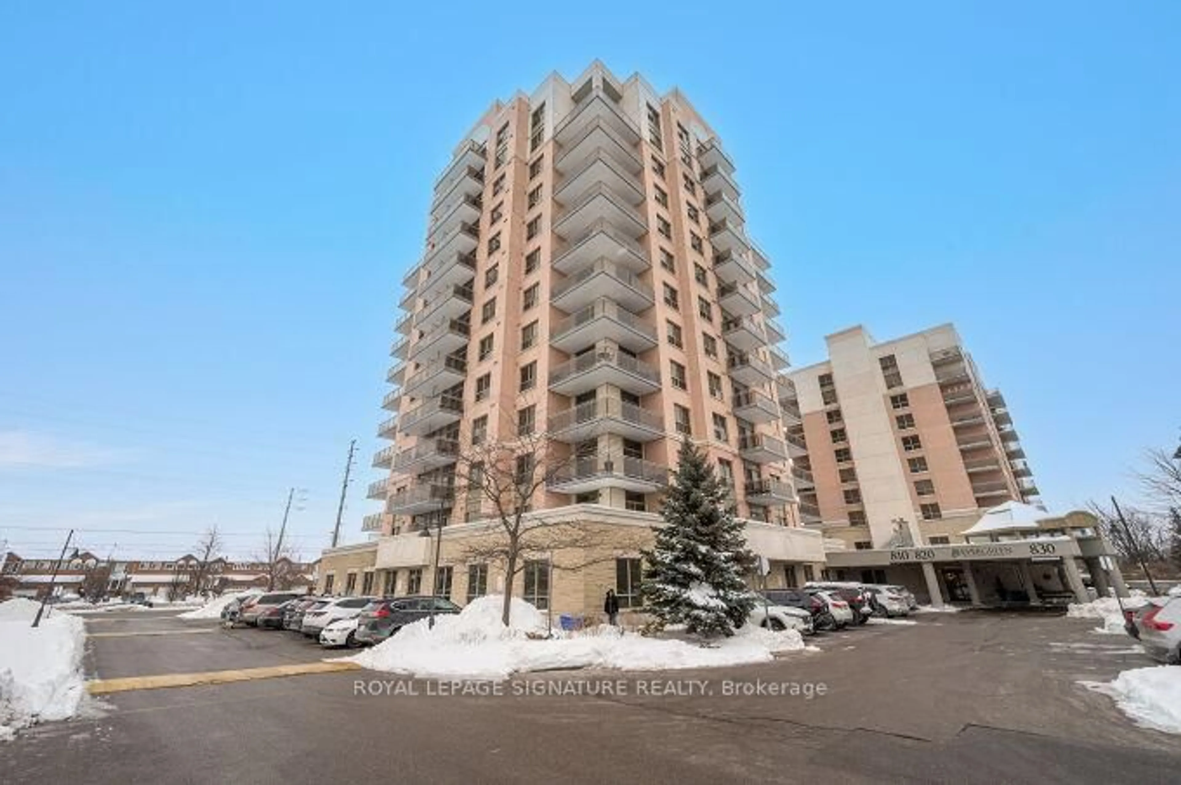 Indoor foyer for 810 Scollard Crt #1003, Mississauga Ontario L5V 0A4