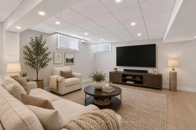 10 Zimmerman Dr #5, Caledon 3