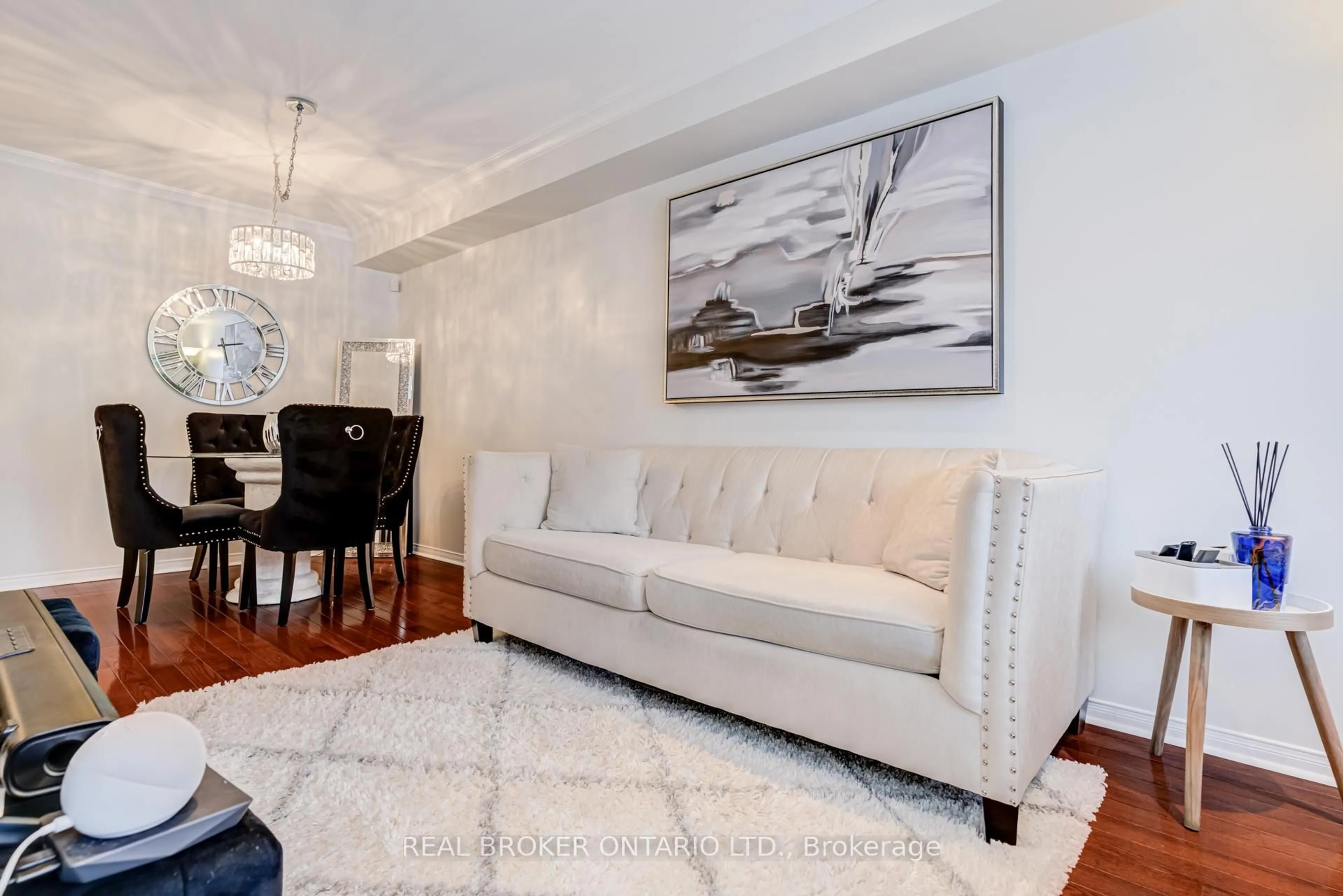 Living room with furniture, unknown for 86 Joymar Dr #102, Mississauga Ontario L5M 7Z6