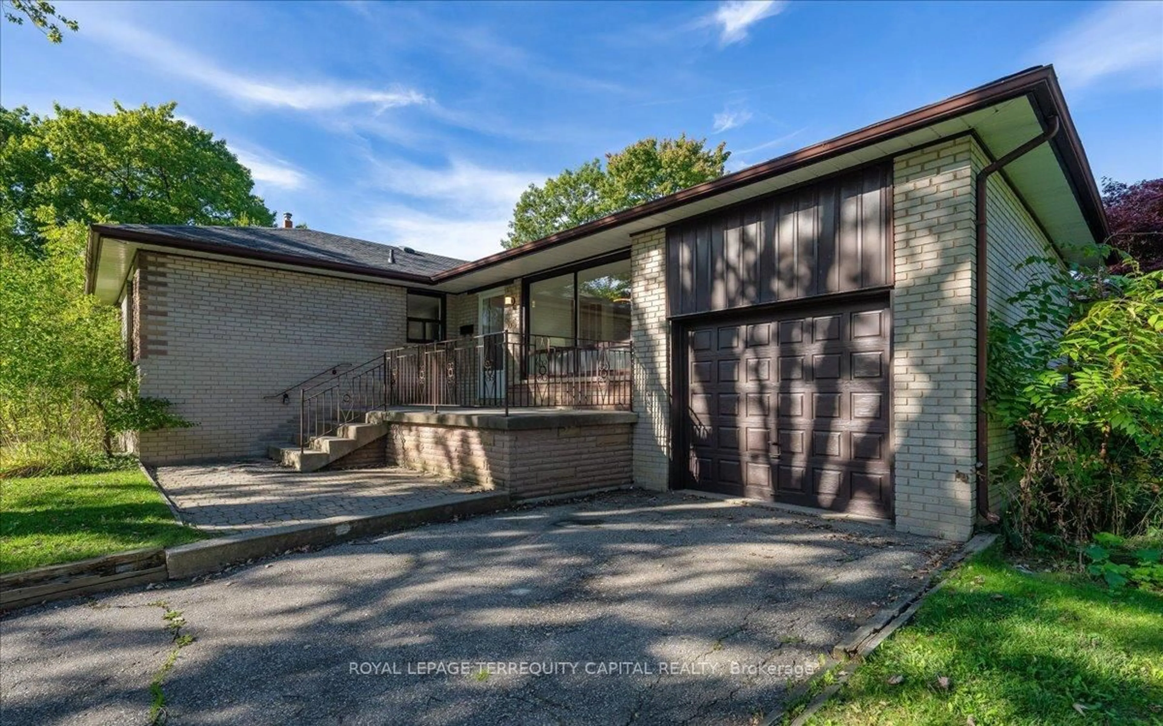 Unknown for 65 Glenmanor Dr, Oakville Ontario L6K 2B3