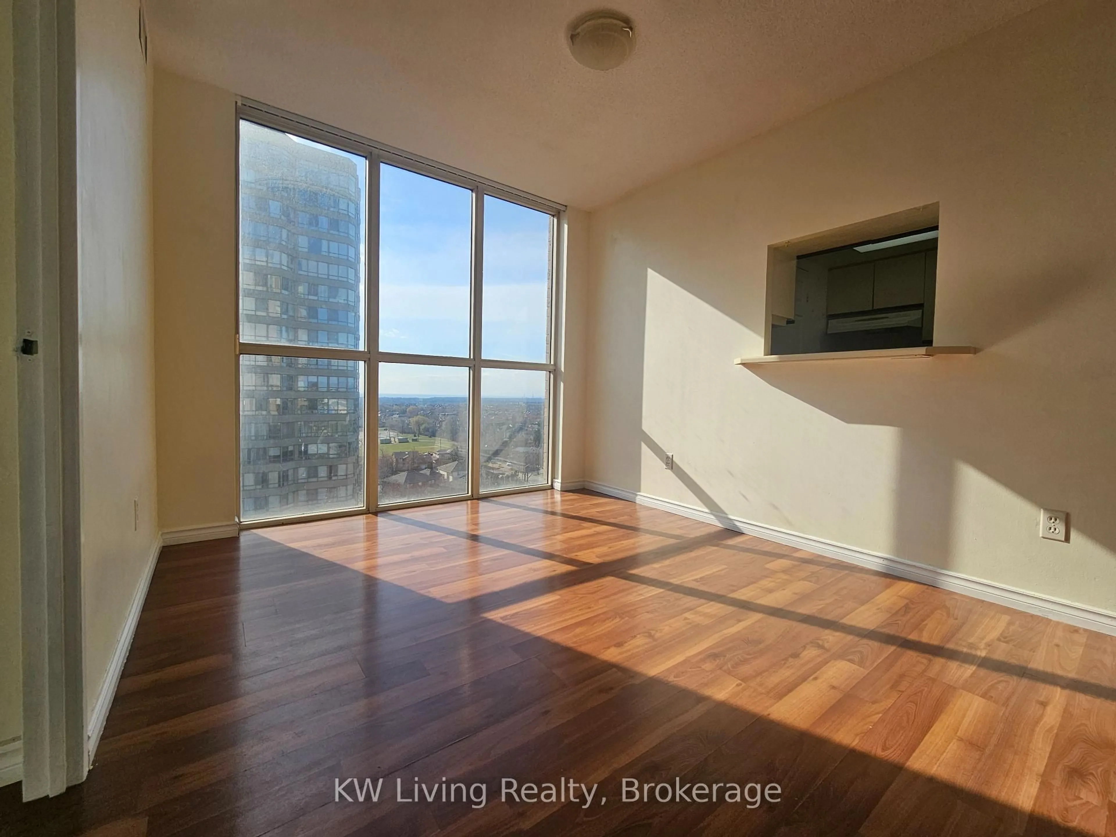 A pic of a room for 285 Enfield Pl #1503, Mississauga Ontario L5B 3Y6