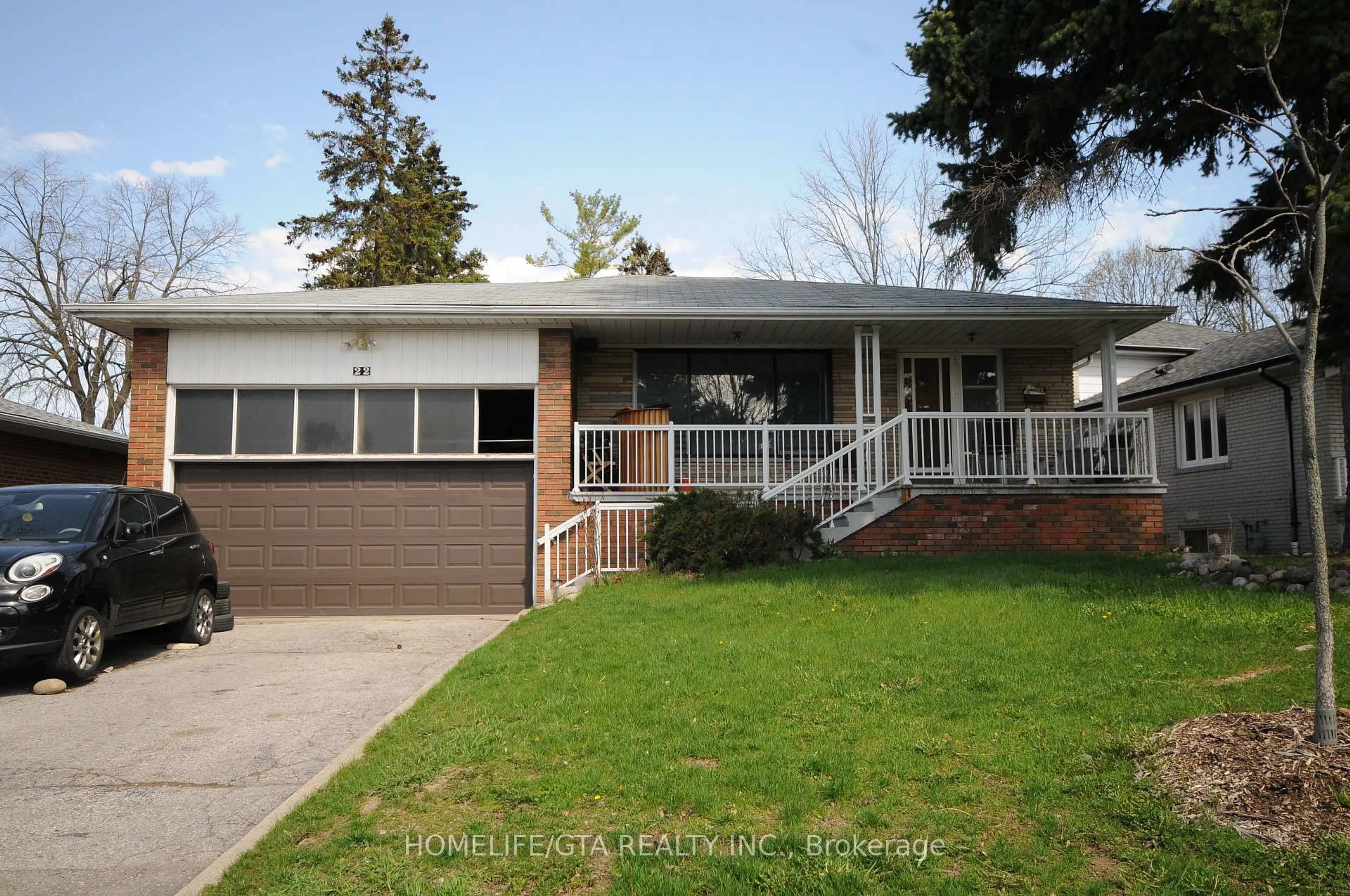 Home with vinyl exterior material, street for 22 Roskell Cres, Toronto Ontario M3J 1E1