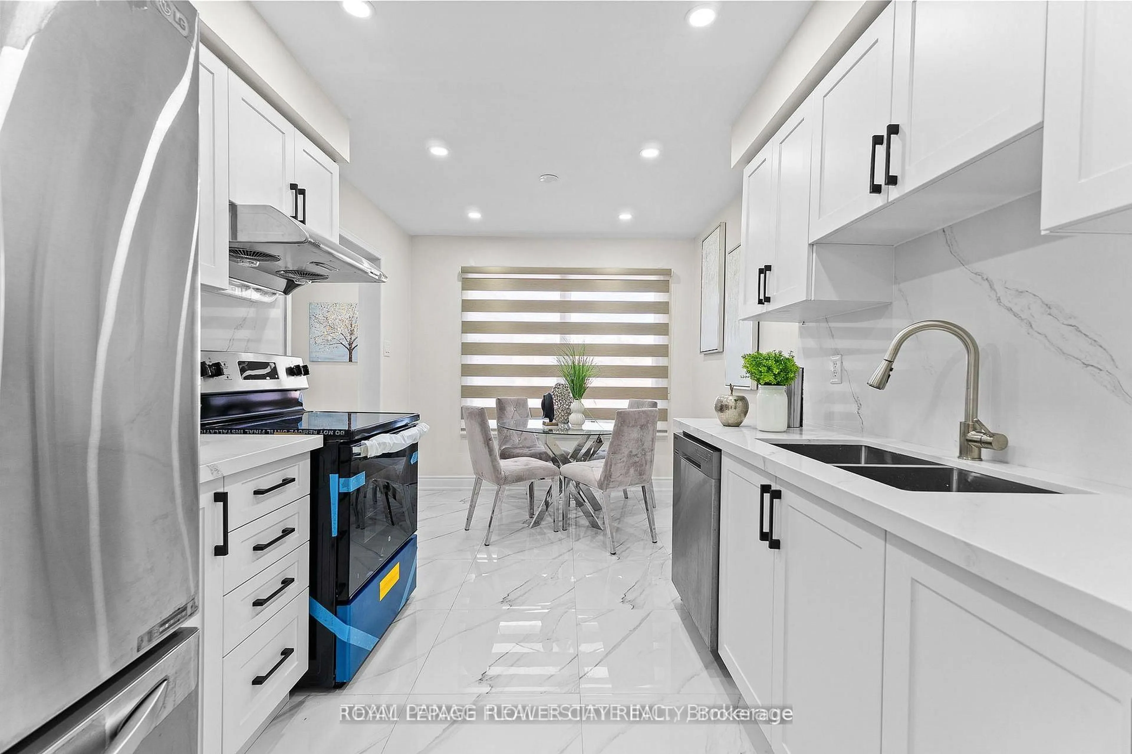 Contemporary kitchen, ceramic/tile floor for 87 Tulip Dr, Brampton Ontario L6Y 3W9