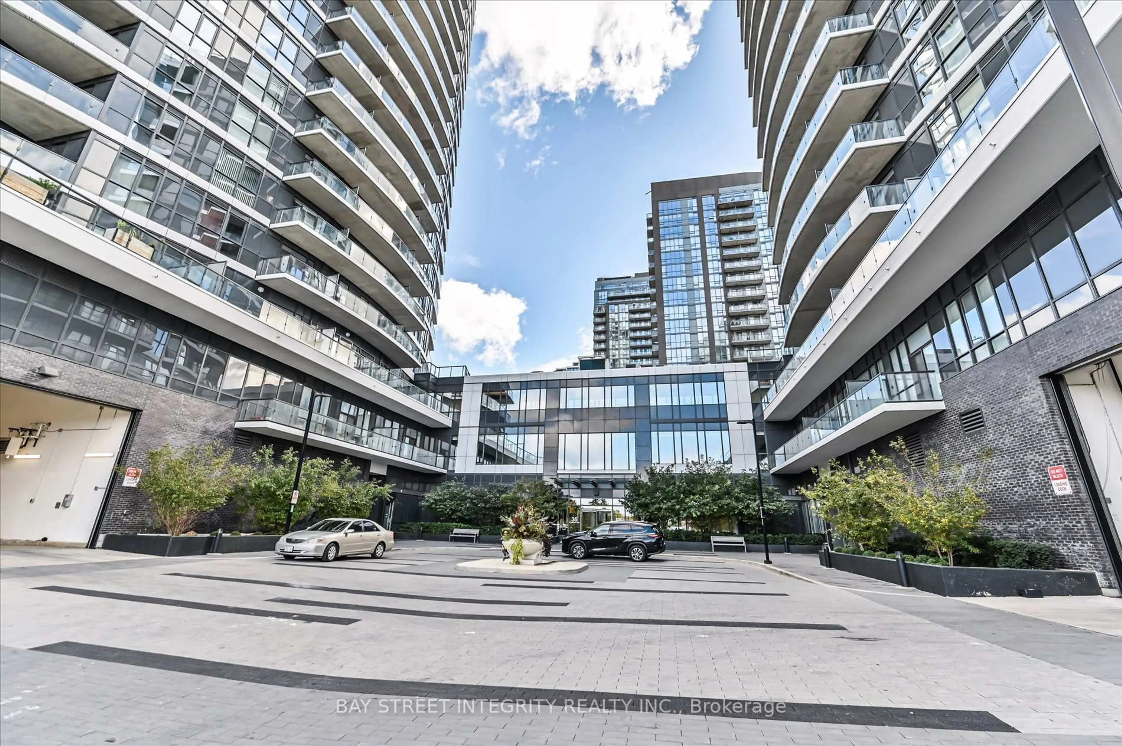 Unknown for 35 Watergarden Dr #2719, Mississauga Ontario L5R 0G8