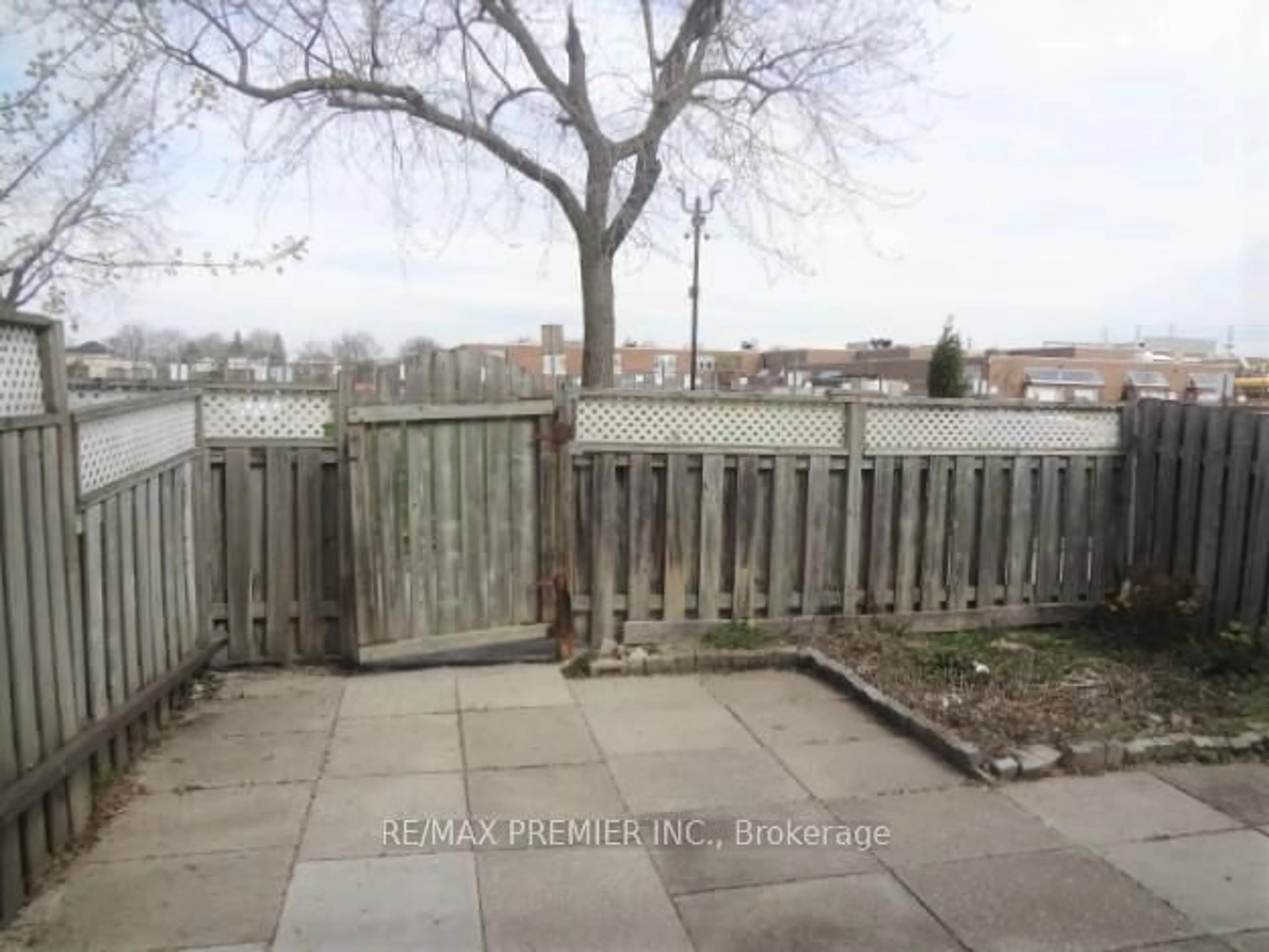 Patio, unknown for 260 John Garland Blvd #231, Toronto Ontario M9V 1N8