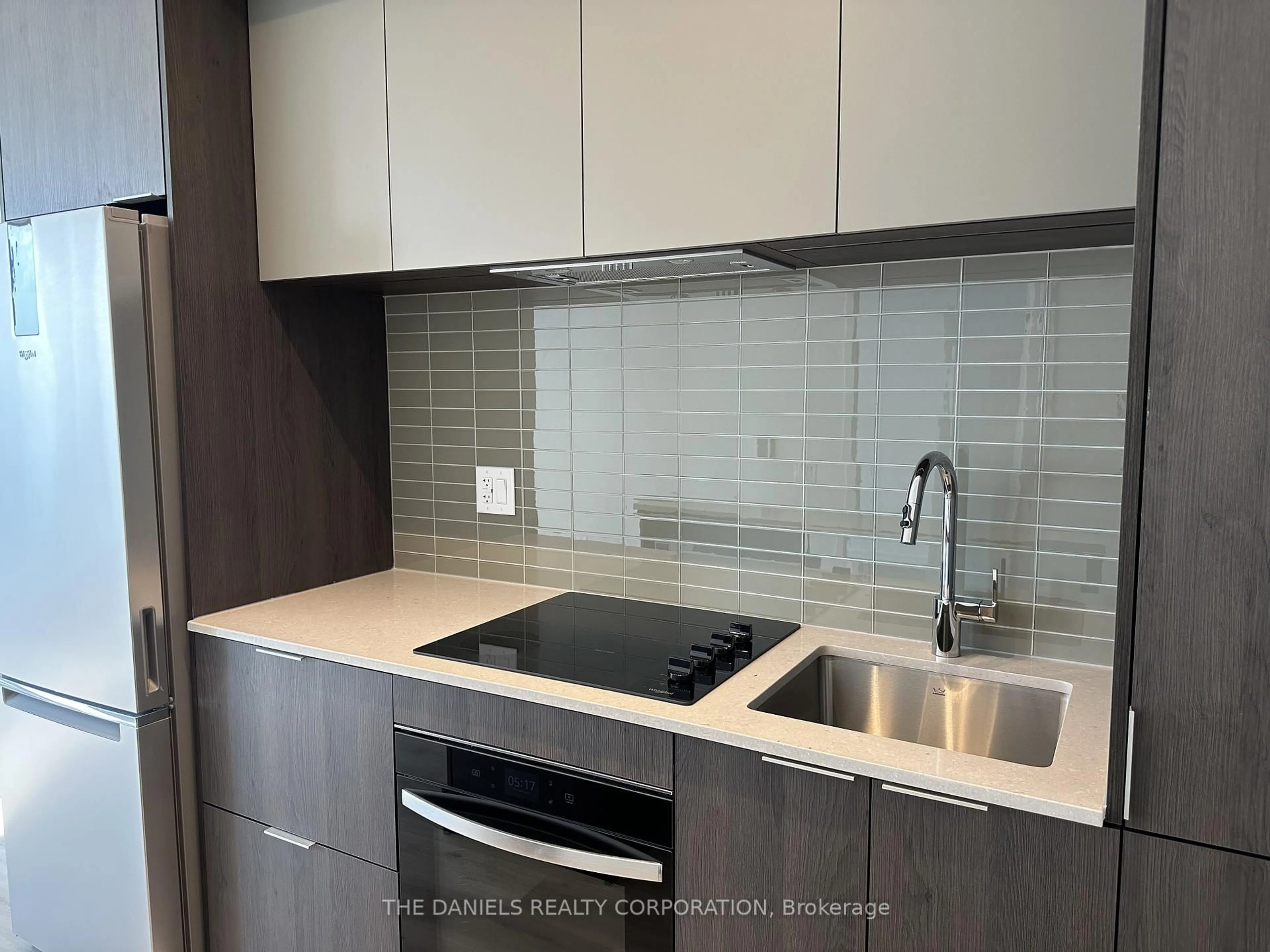 Standard kitchen, unknown for 395 Square One Dr #2411, Mississauga Ontario L5B 0P6