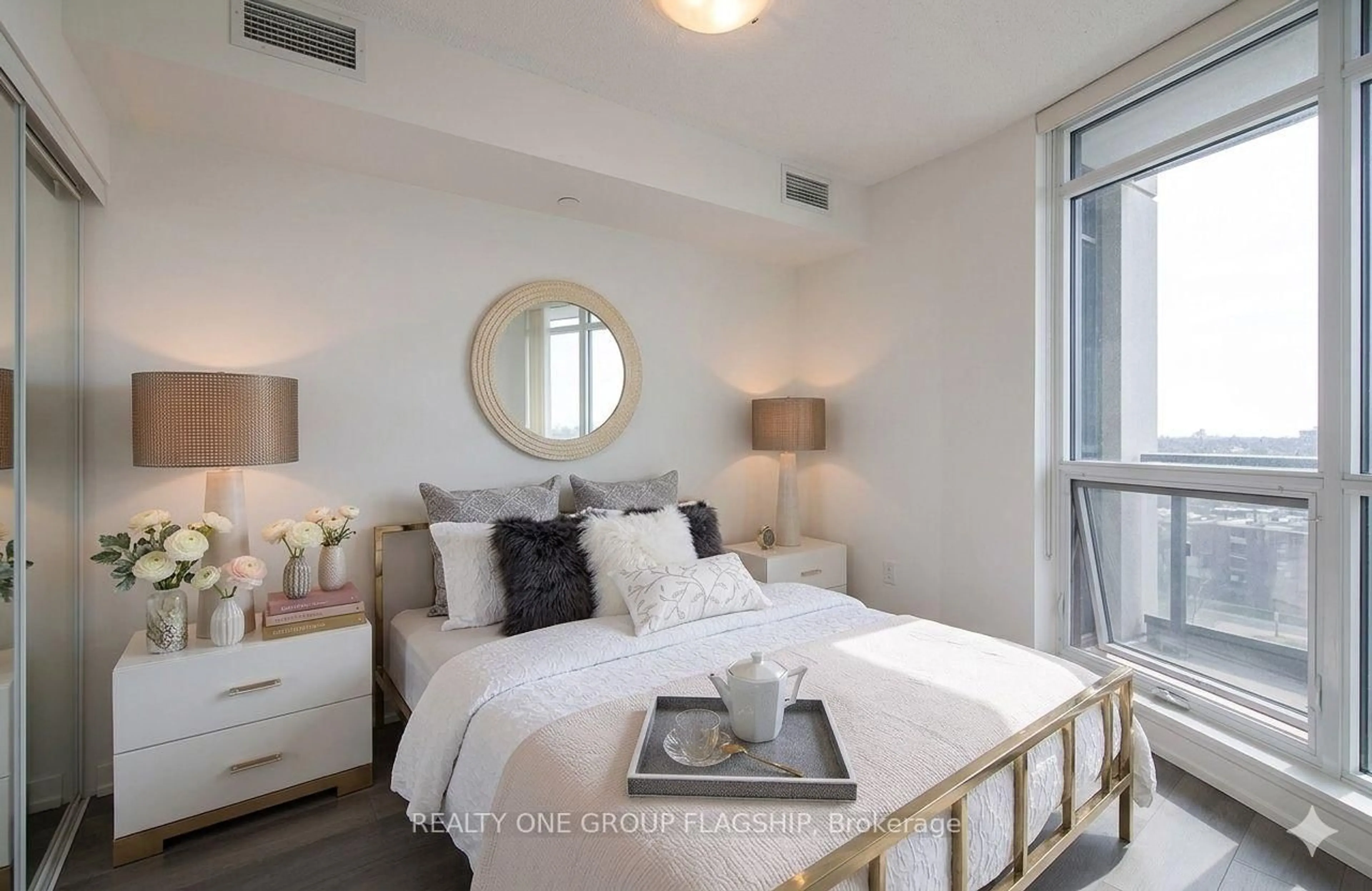 Bedroom with bed, unknown for 9 Valhalla Inn Rd #2405, Toronto Ontario M9B 0B2