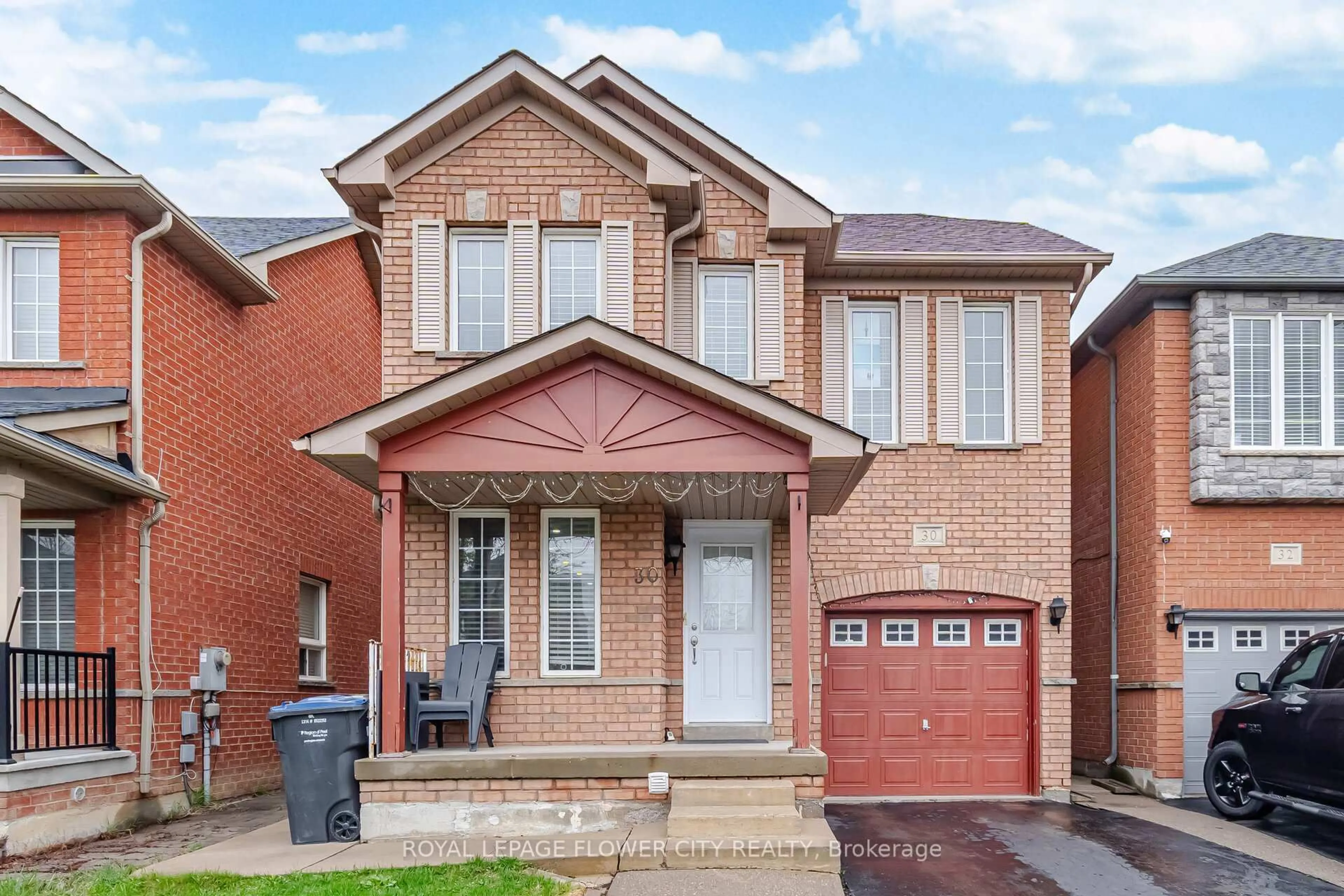 Home with brick exterior material, street for 30 Ridgefield Crt, Brampton Ontario L6P 1B4