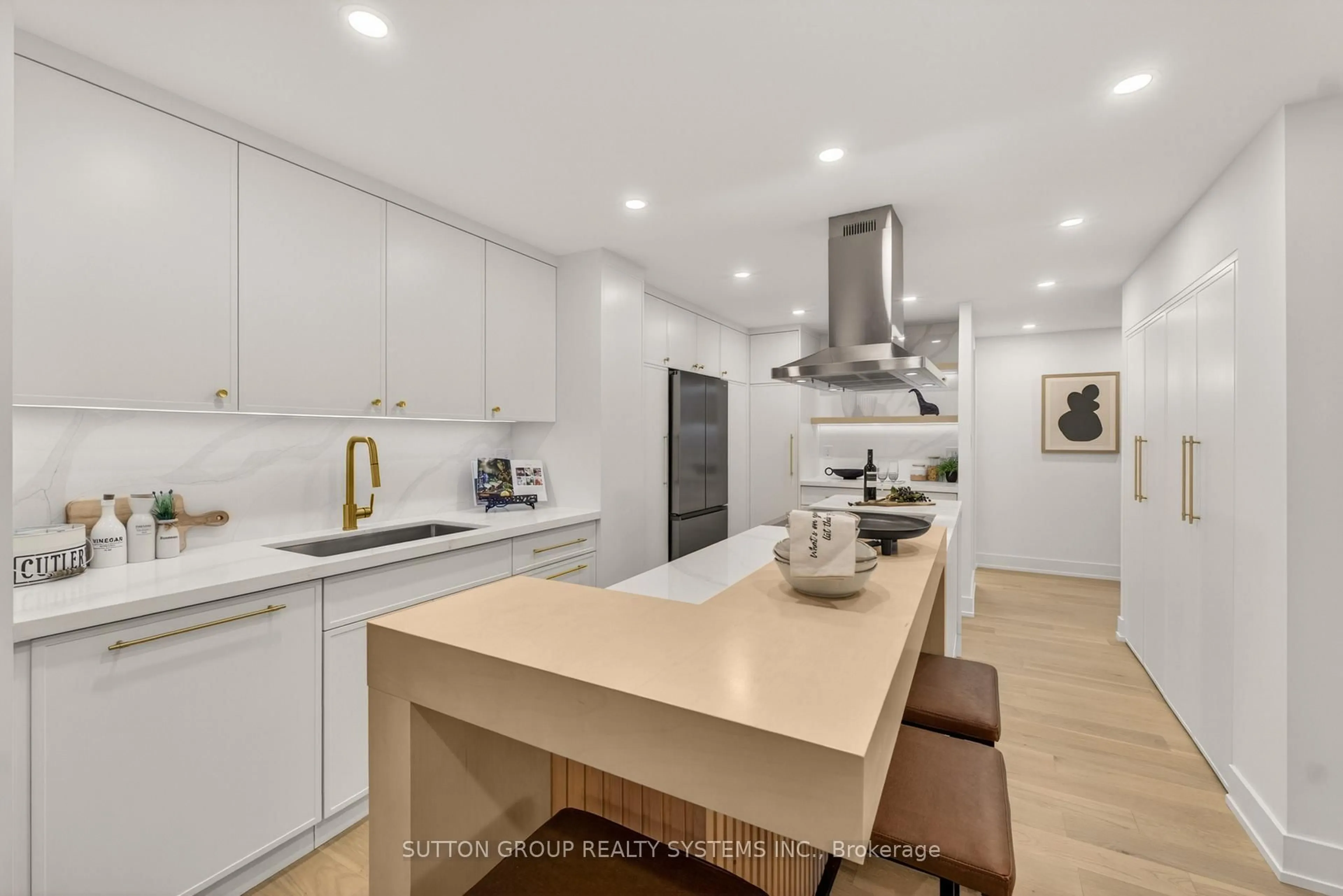 Contemporary kitchen, unknown for 820 Burnhamthorpe Rd #1409, Toronto Ontario M9C 4W2