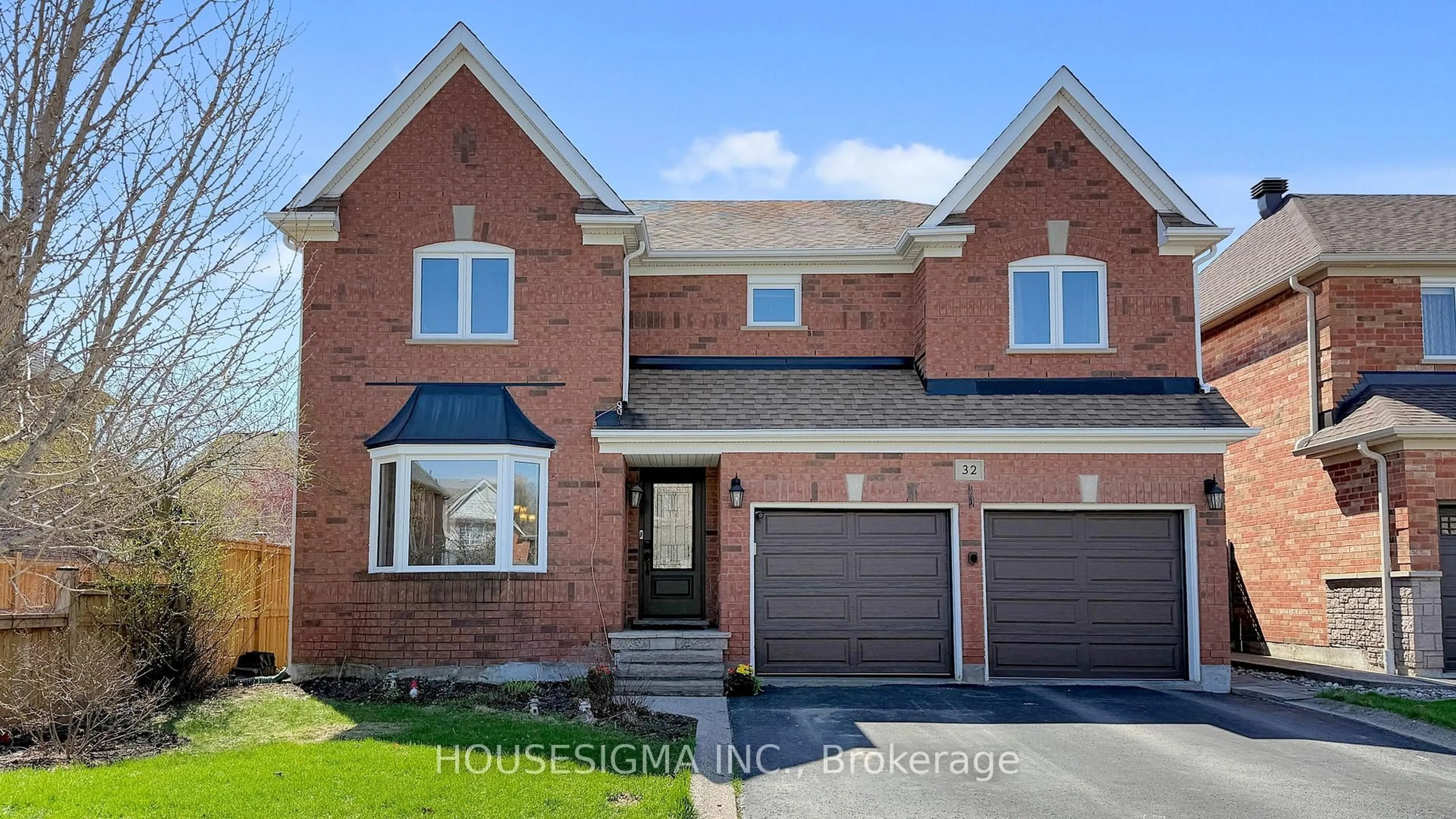 Home with brick exterior material, street for 32 Willoughby Way, Halton Hills Ontario L7G 6C4