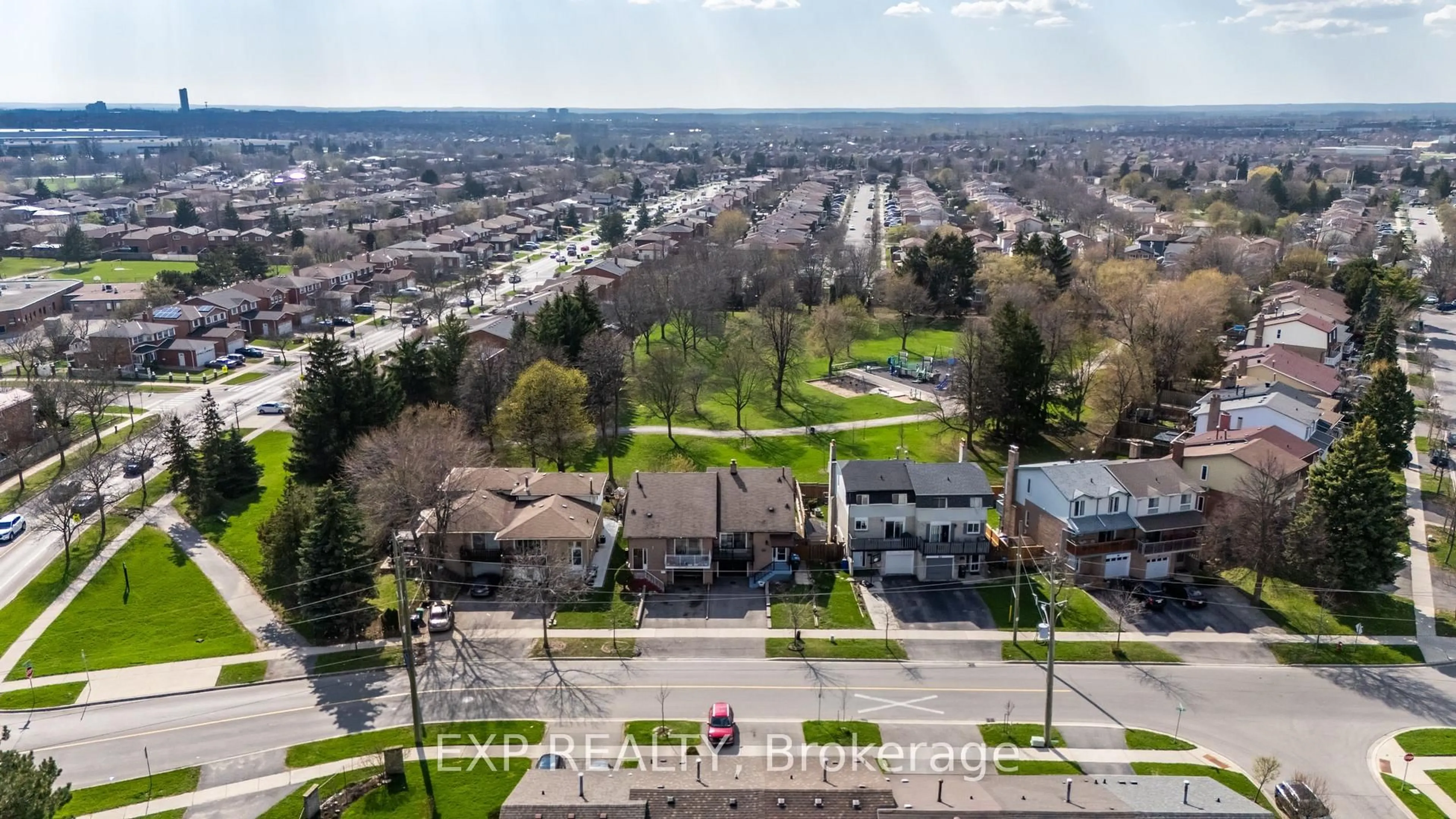 A pic from outside/outdoor area/front of a property/back of a property/a pic from drone, street for 88 English St, Brampton Ontario L6X 2P6