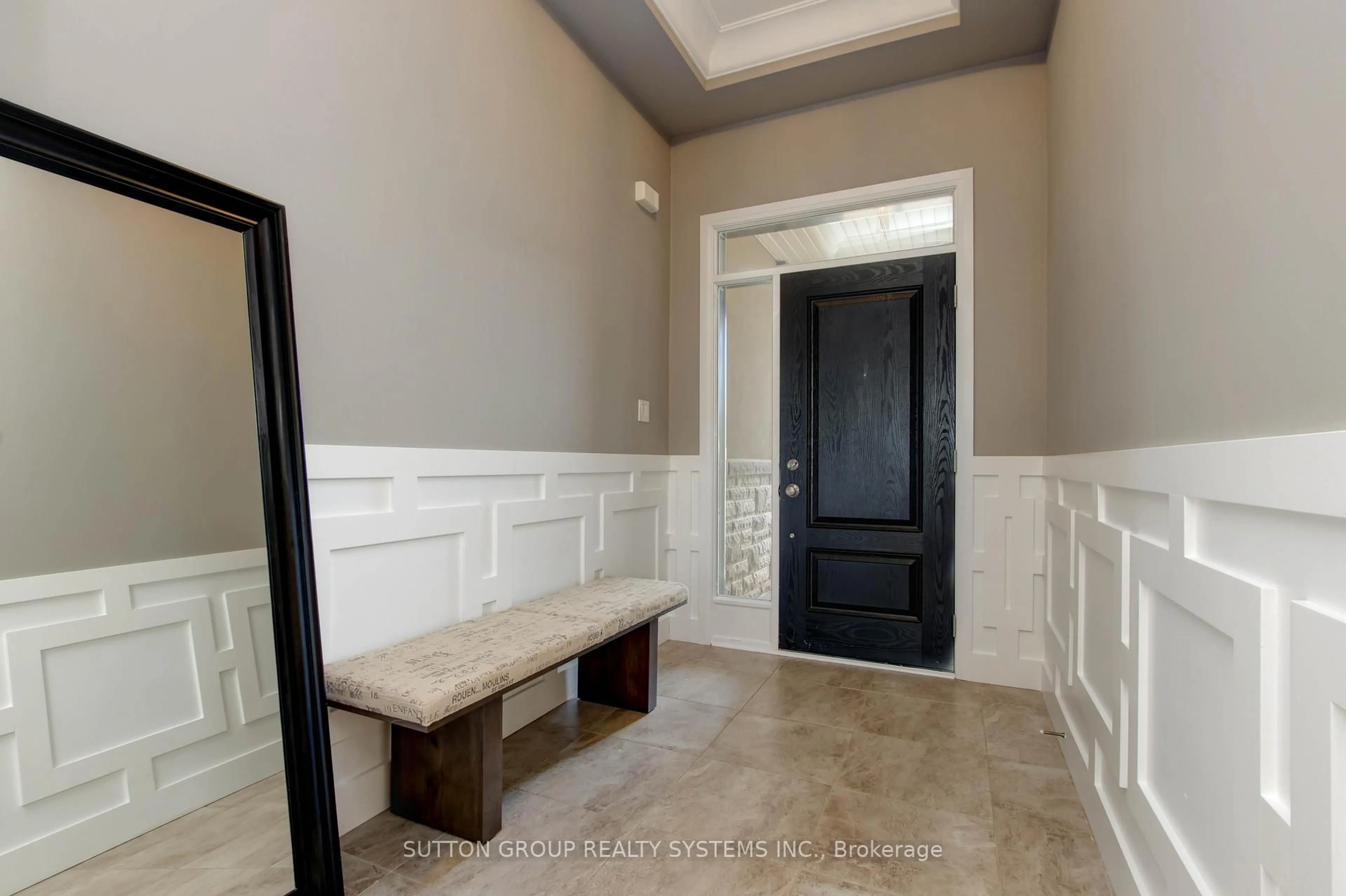 Indoor entryway for 3139 Riverpath Common, Oakville Ontario L6M 1P6