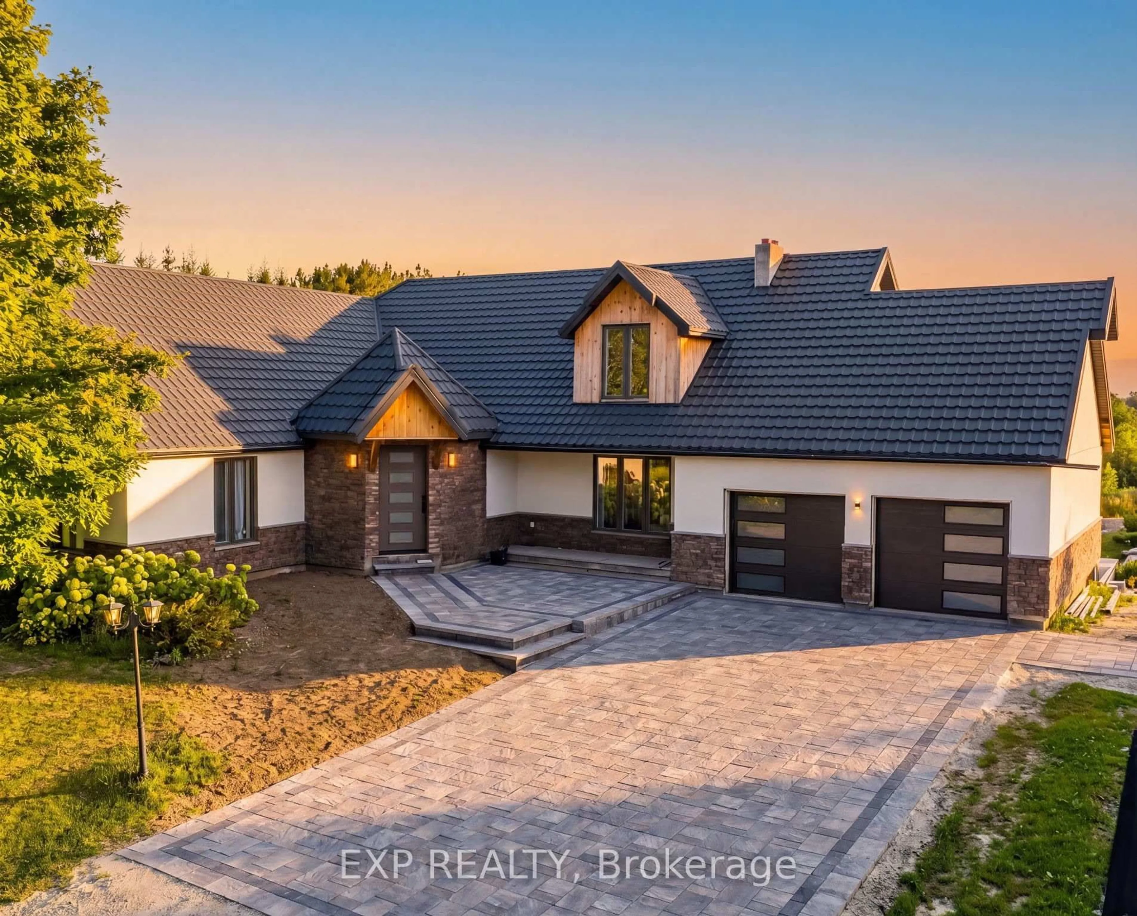 A pic from outside/outdoor area/front of a property/back of a property/a pic from drone, street for 4175 Beech Grve, Caledon Ontario L7K 0N8