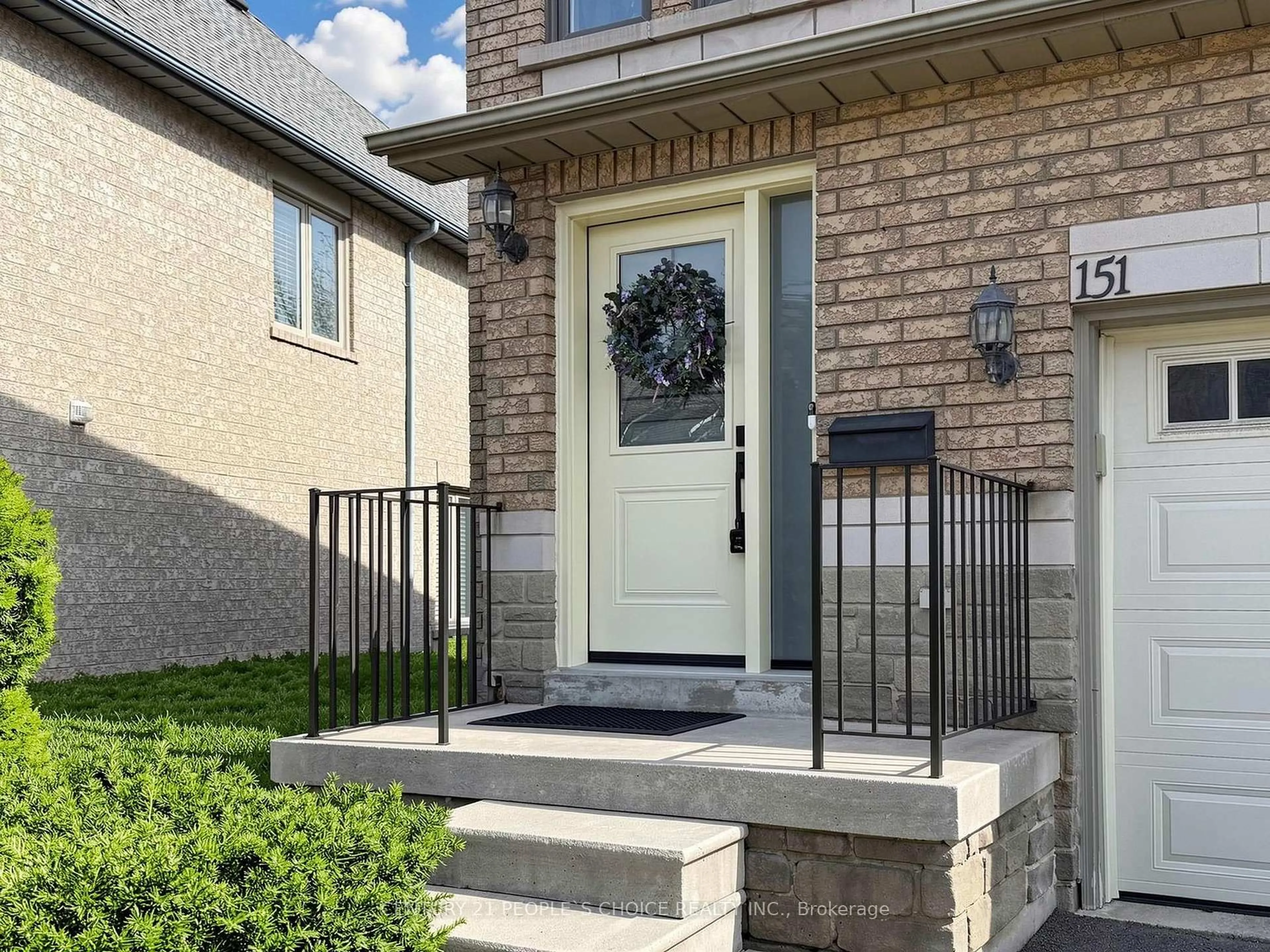 Home with brick exterior material, street for 455 Apache Crt #151, Mississauga Ontario L4Z 3W8