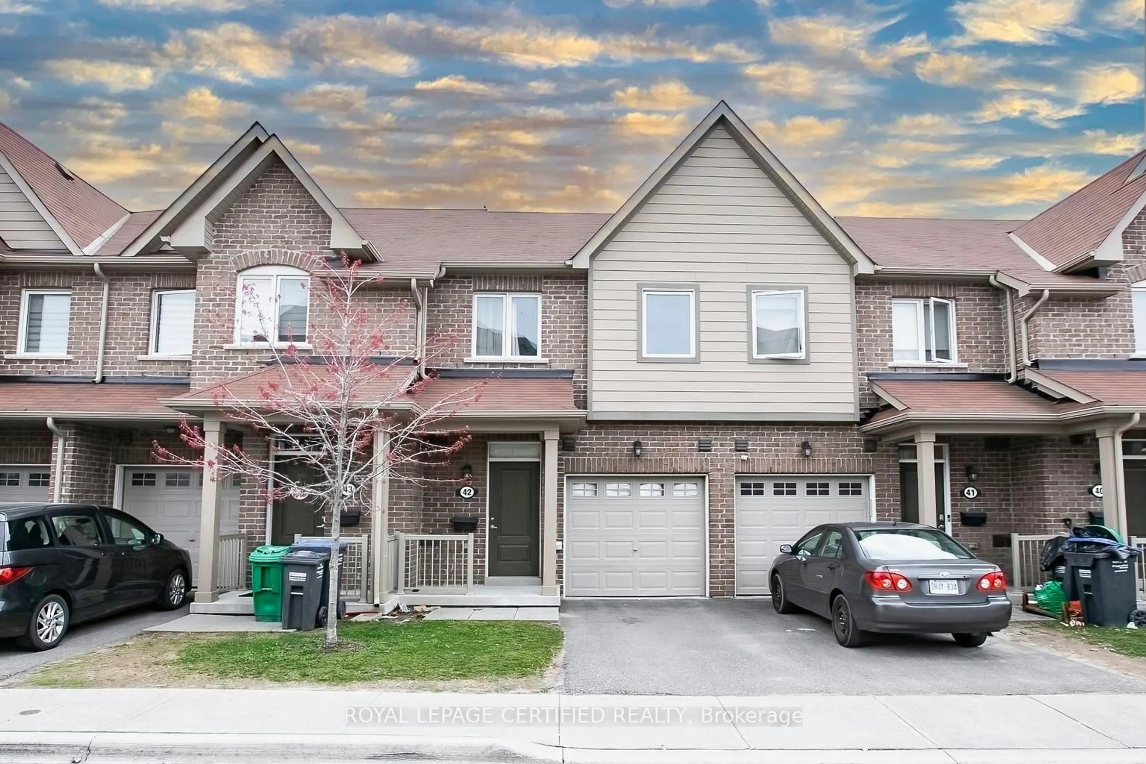Home with brick exterior material, street for 50 Edinburgh Dr #42, Brampton Ontario L6Y 1N0