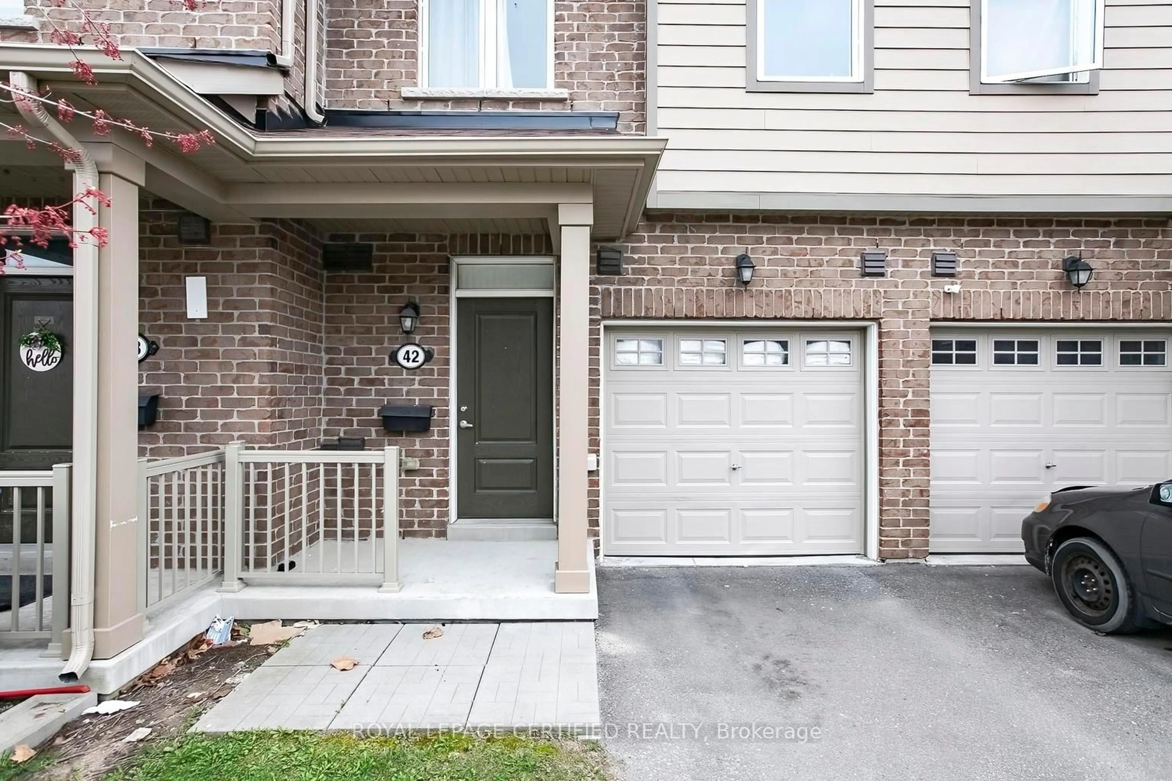 Home with brick exterior material, street for 50 Edinburgh Dr #42, Brampton Ontario L6Y 1N0