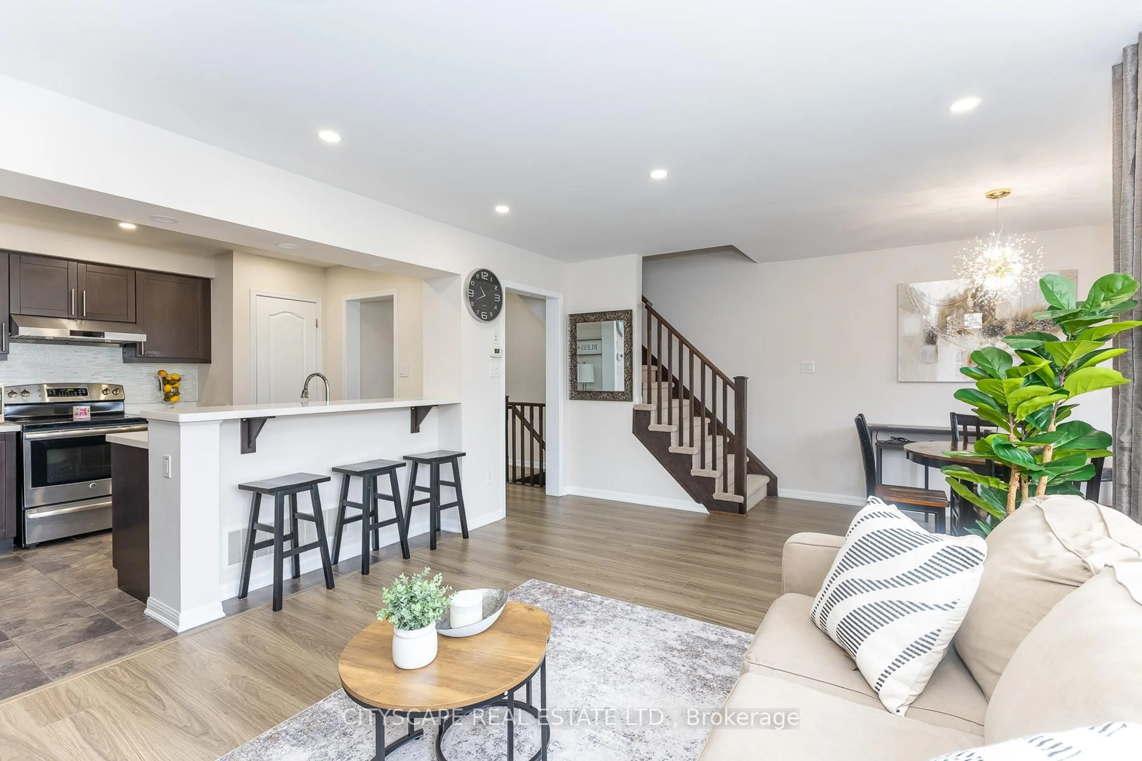 Open concept kitchen, unknown for 935 Nadalin Hts, Milton Ontario L9T 8R2