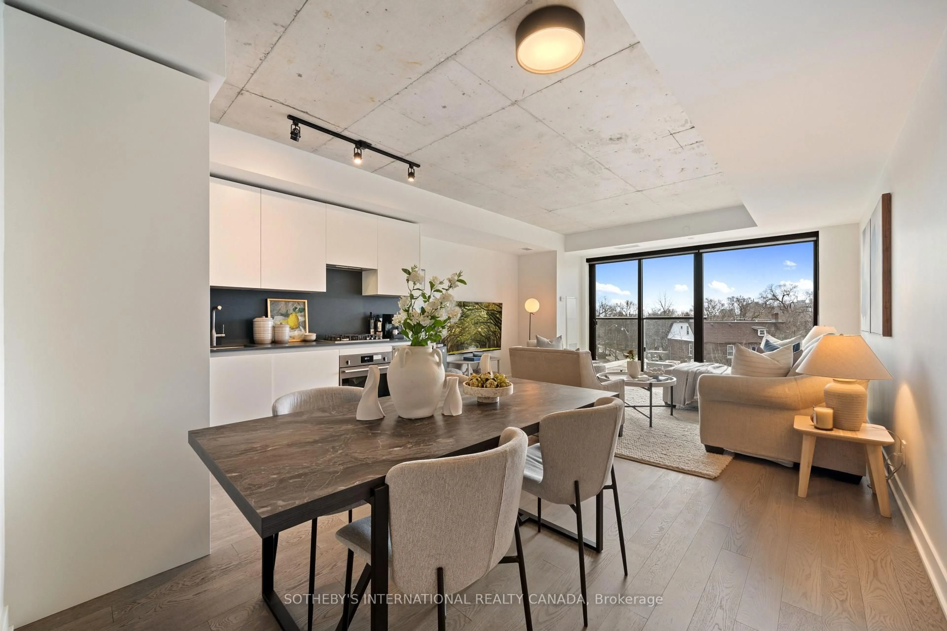 Open concept kitchen, unknown for 2720 Dundas St #323, Toronto Ontario M6P 1Y2