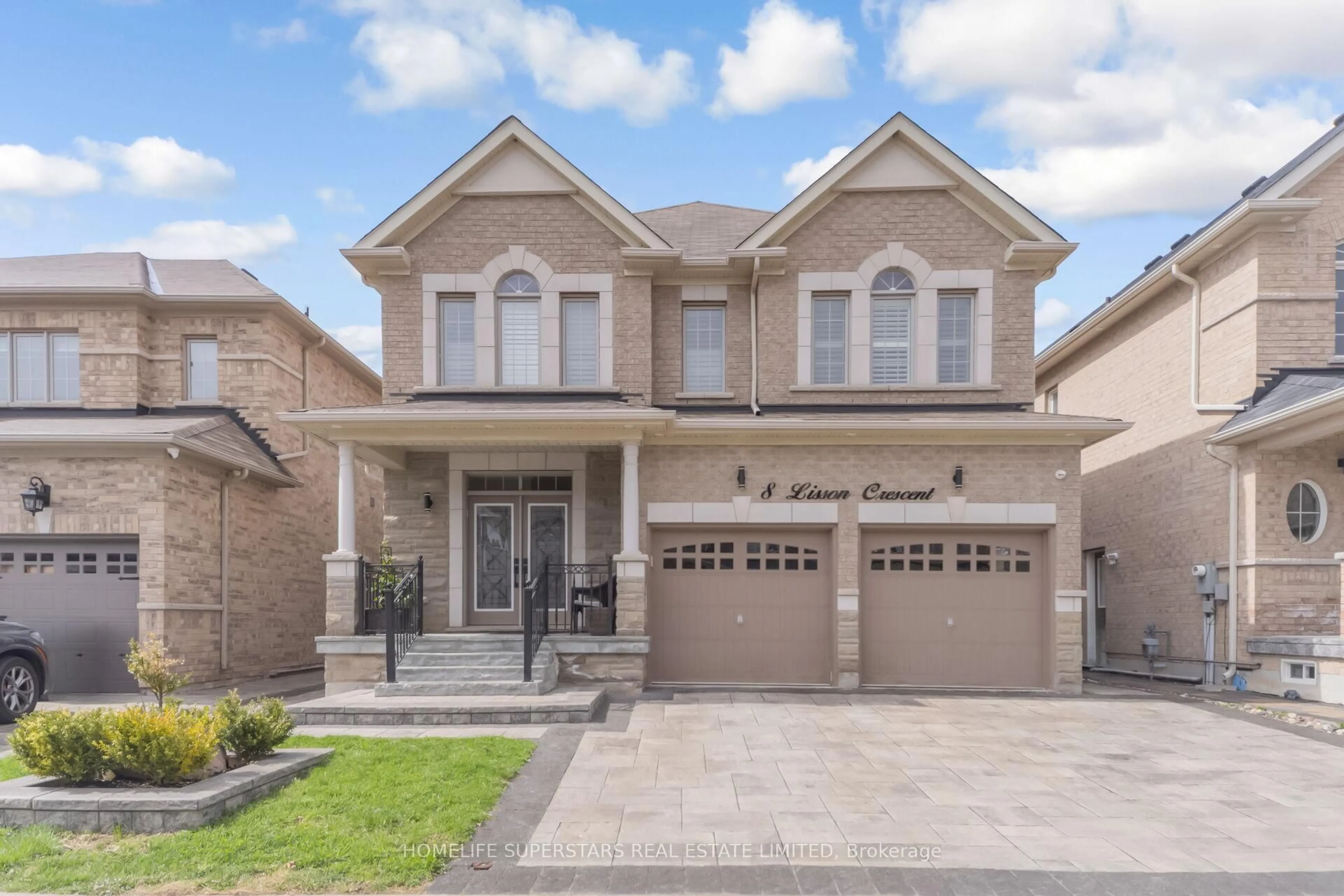 Home with brick exterior material, street for 8 Lisson Cres, Brampton Ontario L6X 5H8