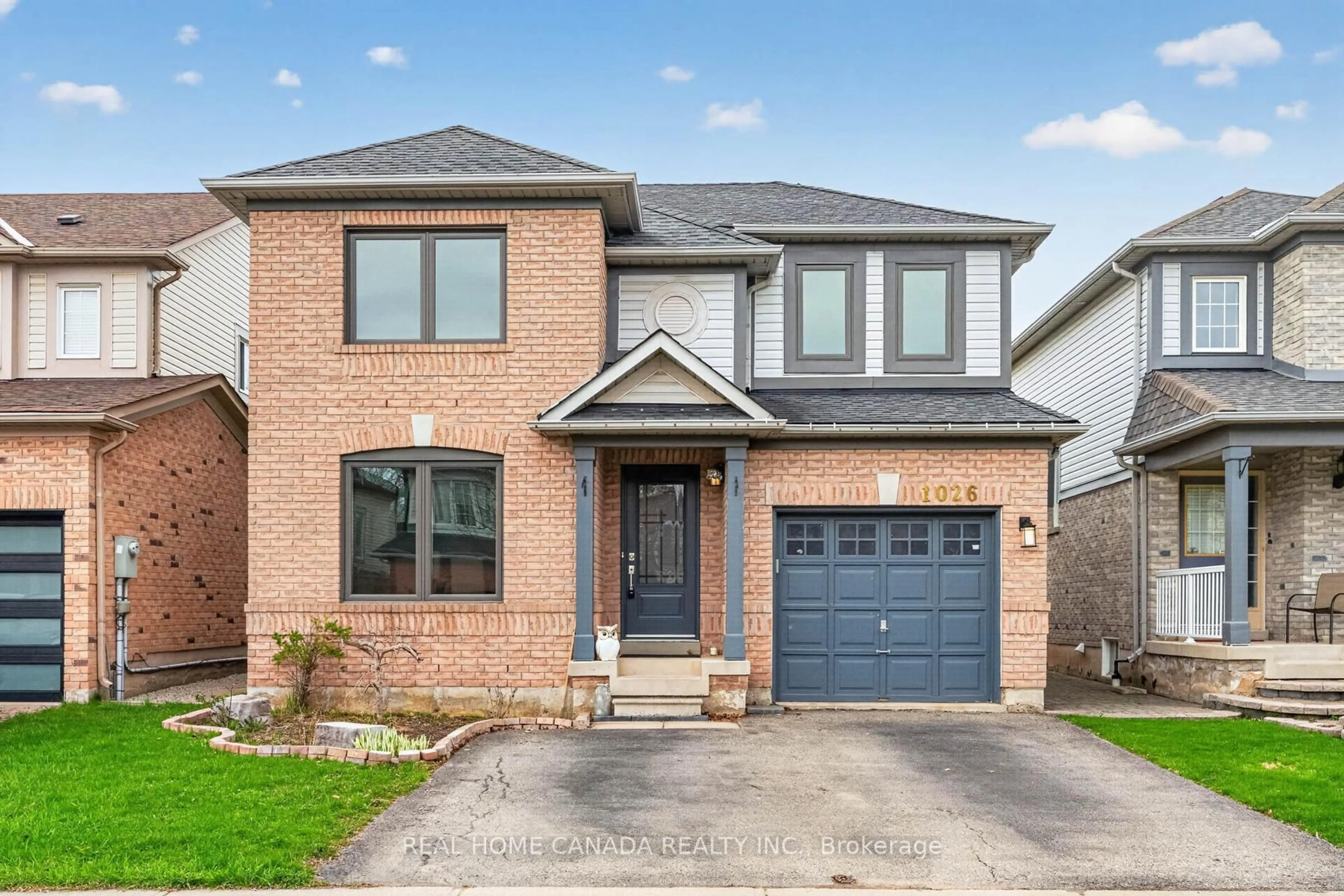 Home with brick exterior material, street for 1026 Gordon Hts, Milton Ontario L9T 5S9